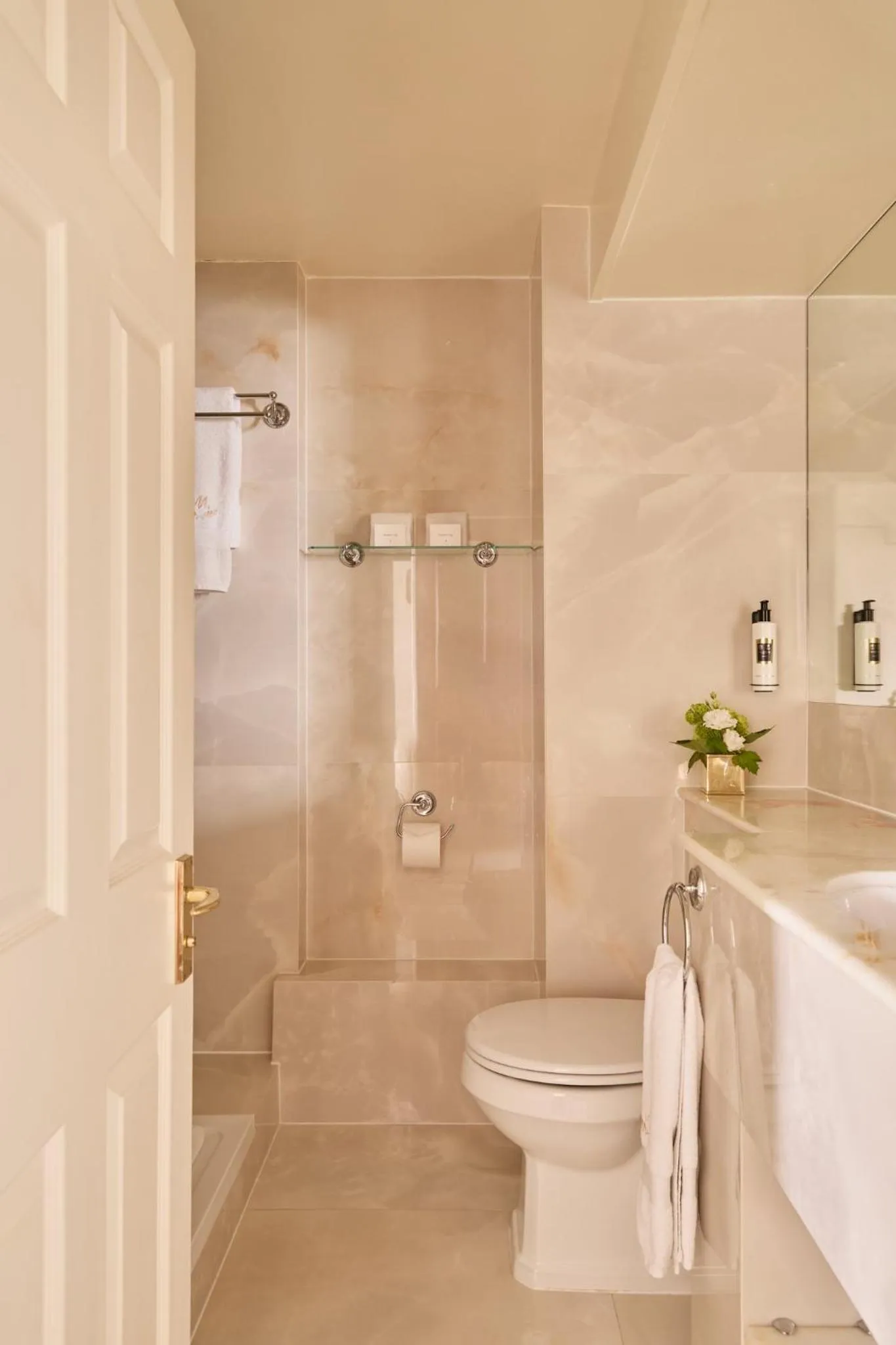 Bathroom in The Montague On The Gardens