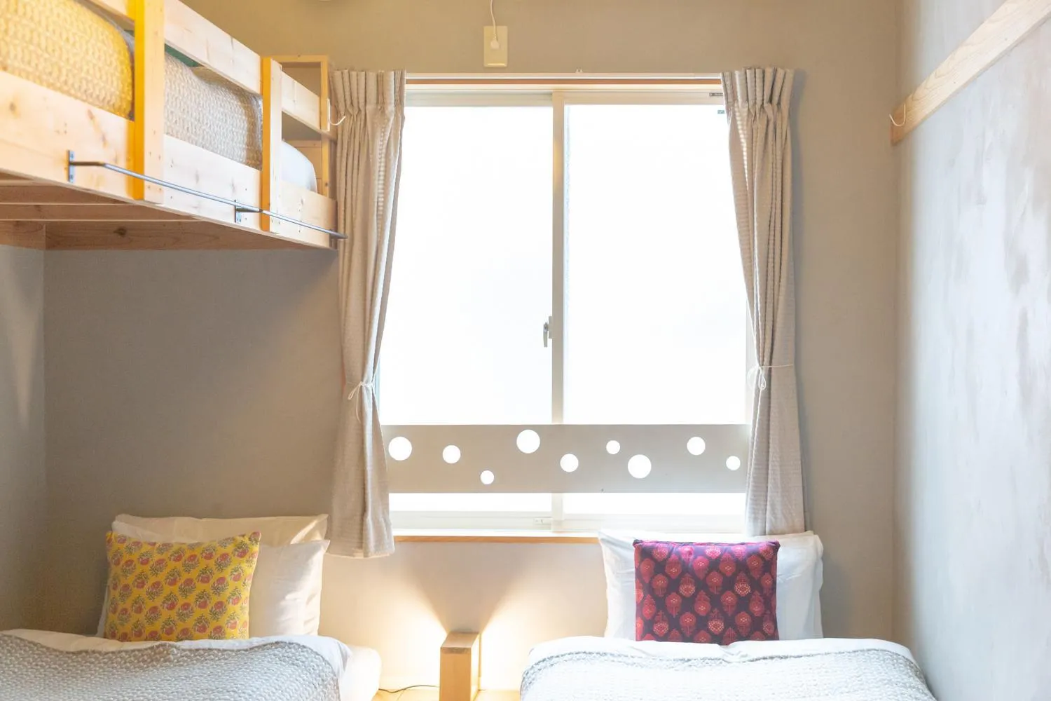 Photo of the whole room, Bed in Tokyo Hikari Guesthouse