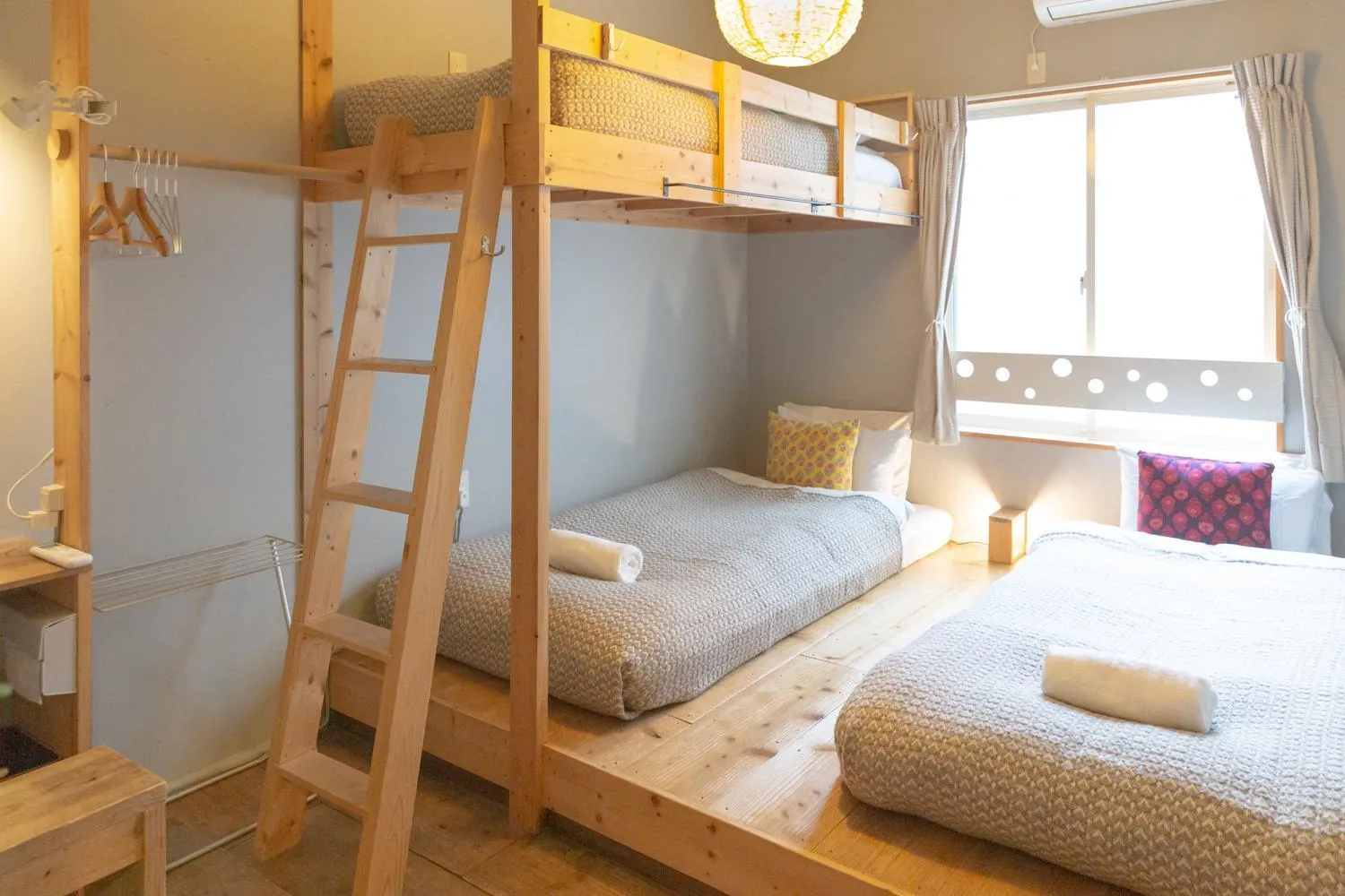 Photo of the whole room, Bed in Tokyo Hikari Guesthouse