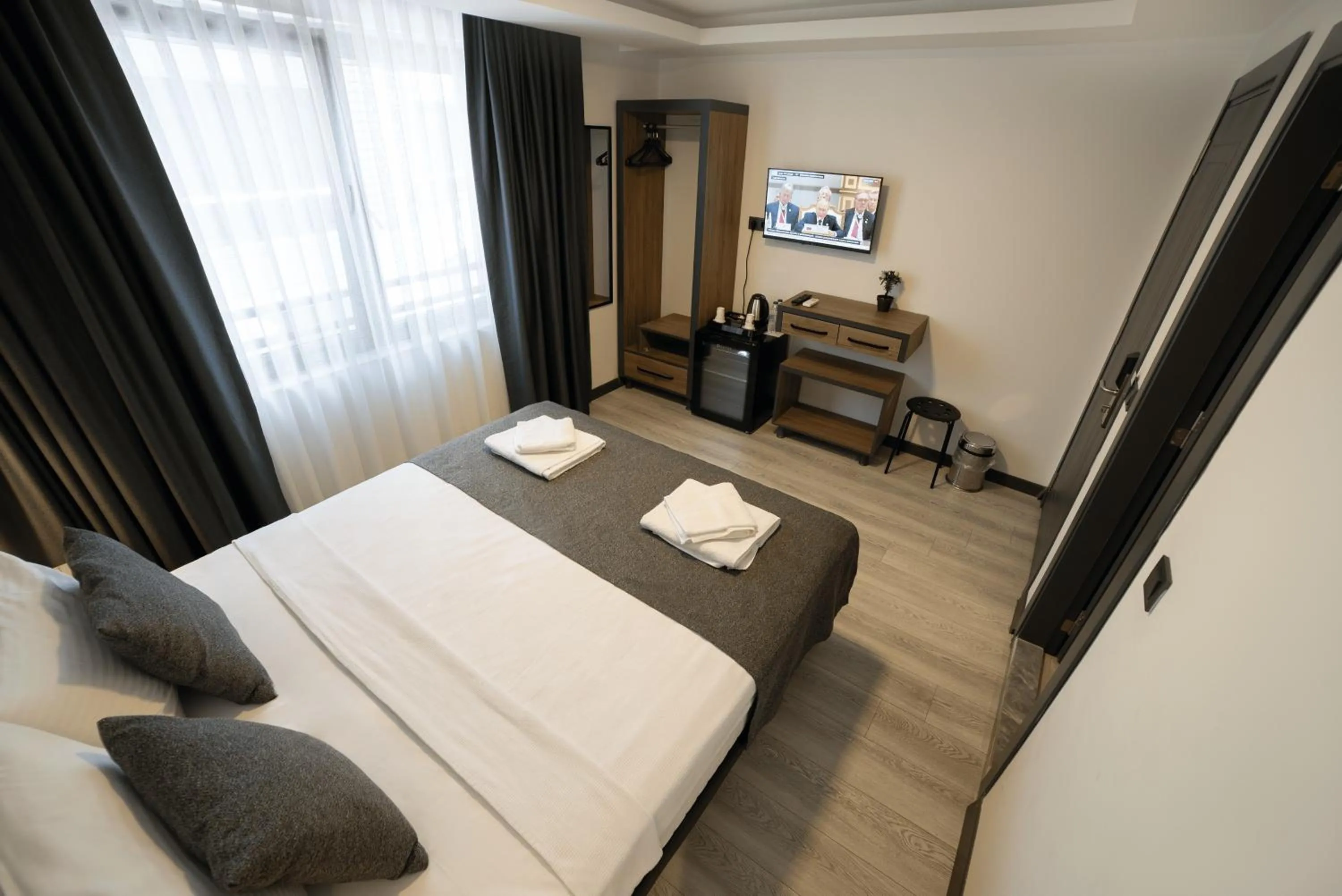 View (from property/room), Bed in Kriti Hotel Antalya