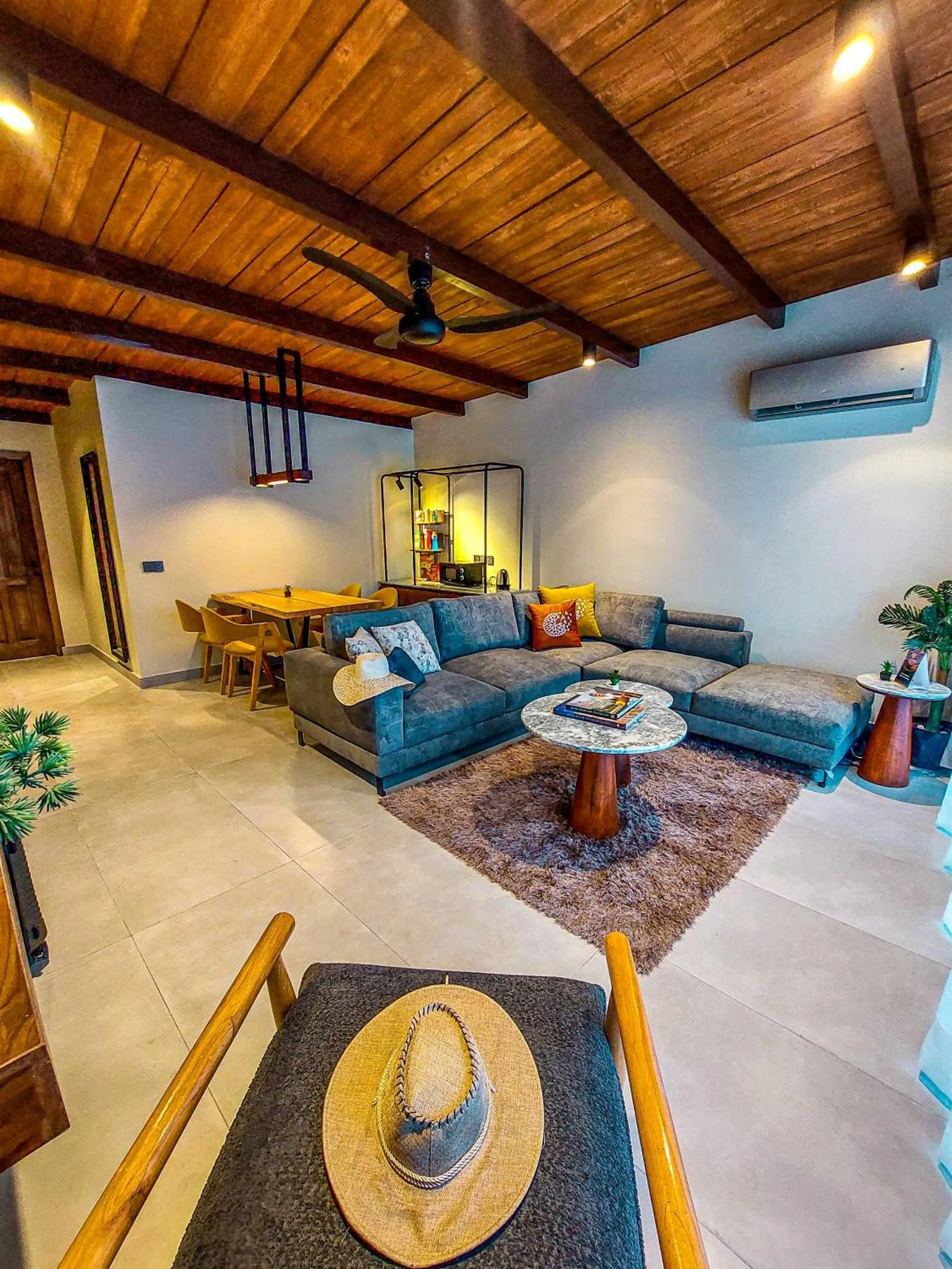 TV and multimedia in Himmel Skardu By Luxus