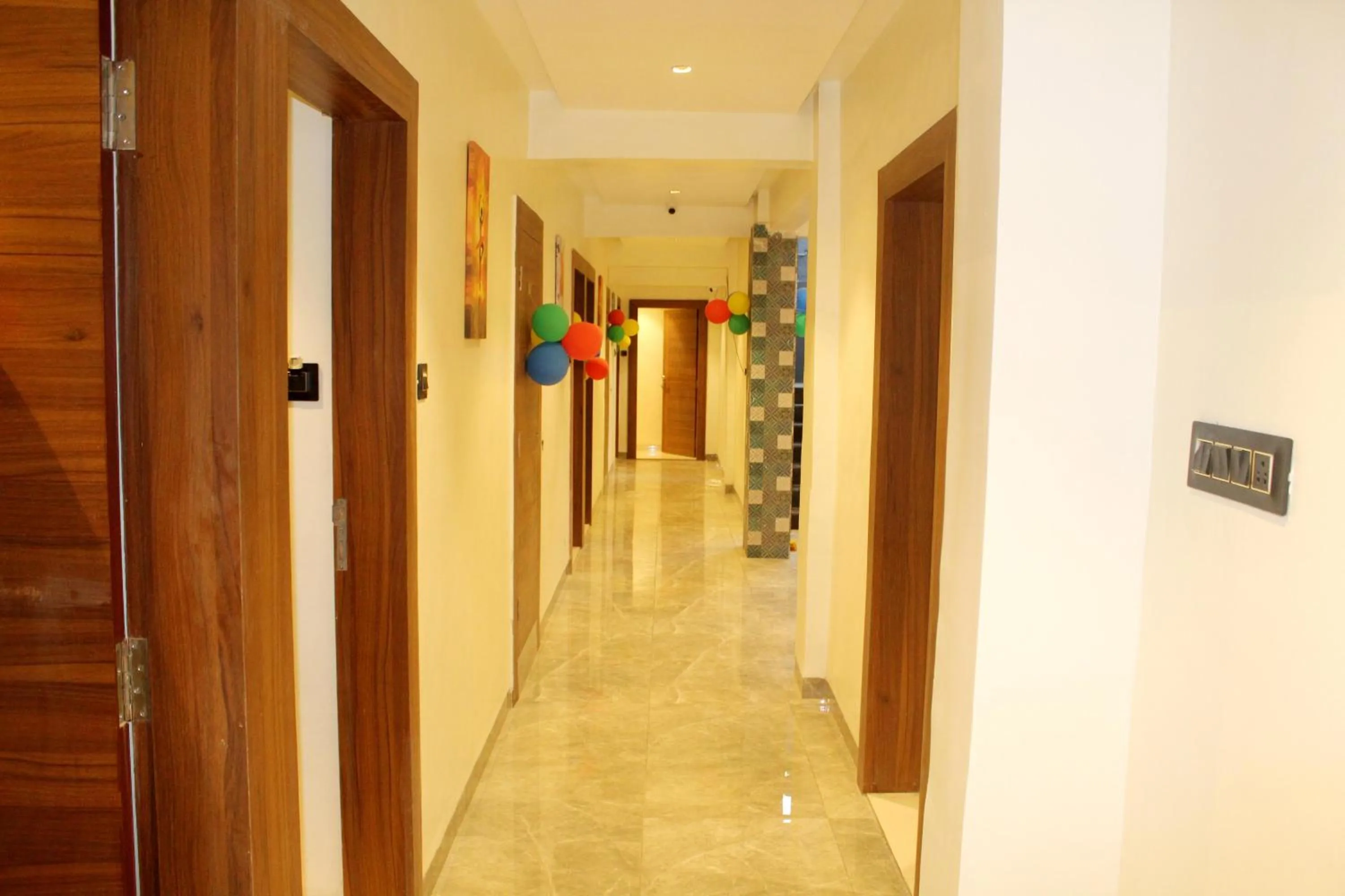 Lobby or reception in Hotel India Gate Narhe, Pune