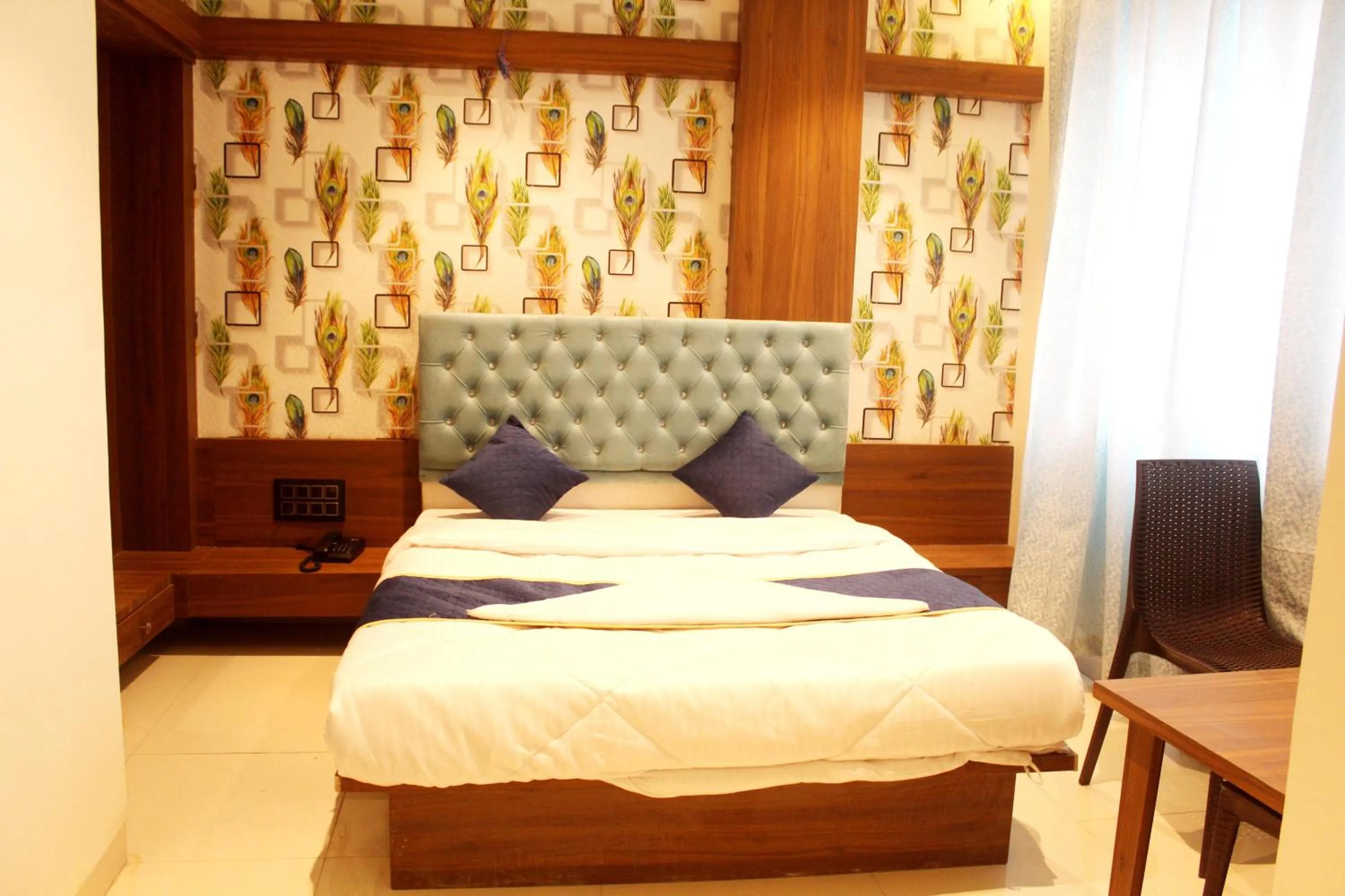 Bed in Hotel India Gate Narhe, Pune