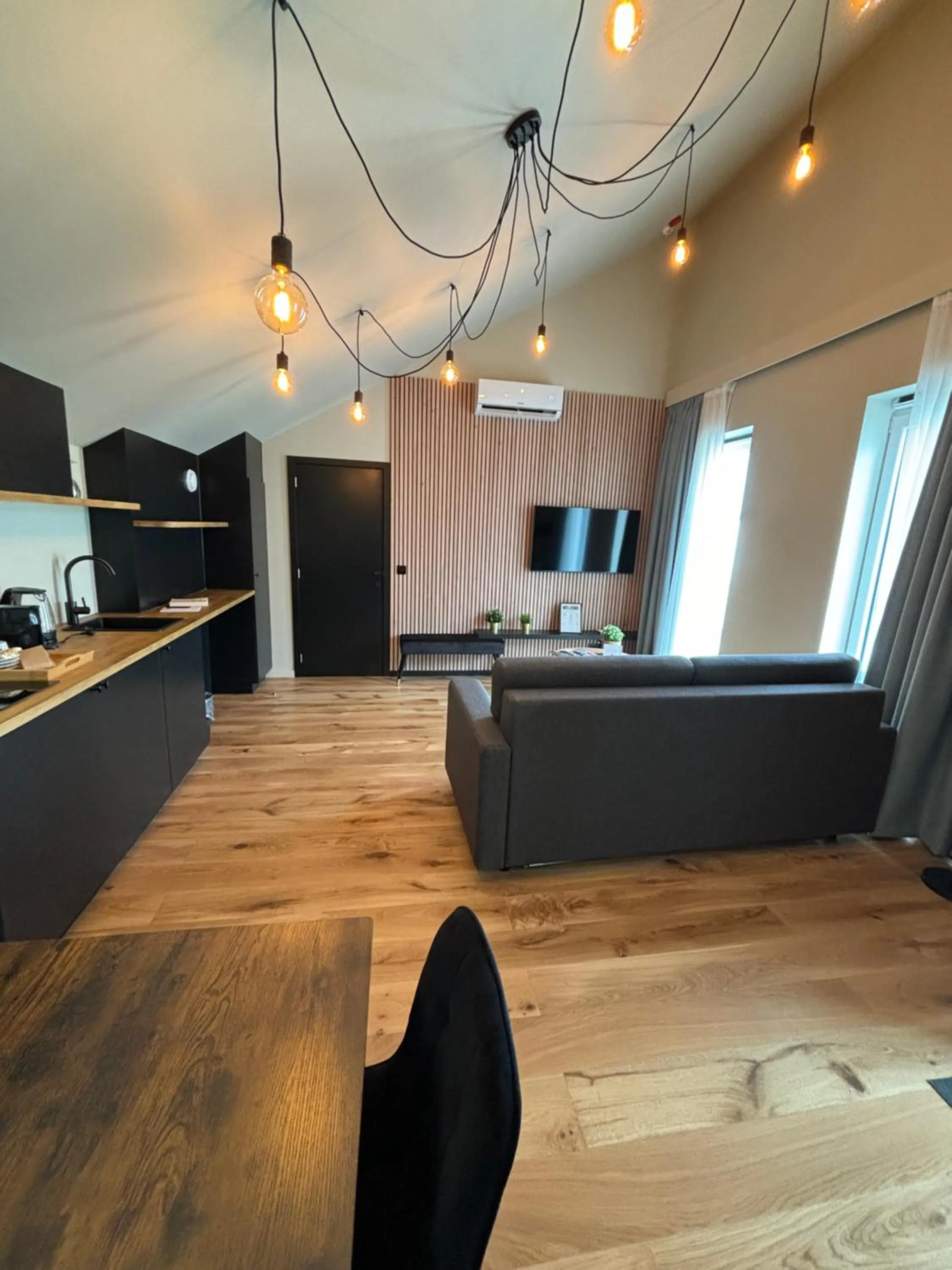 TV and multimedia in Hotel Mezza Notte