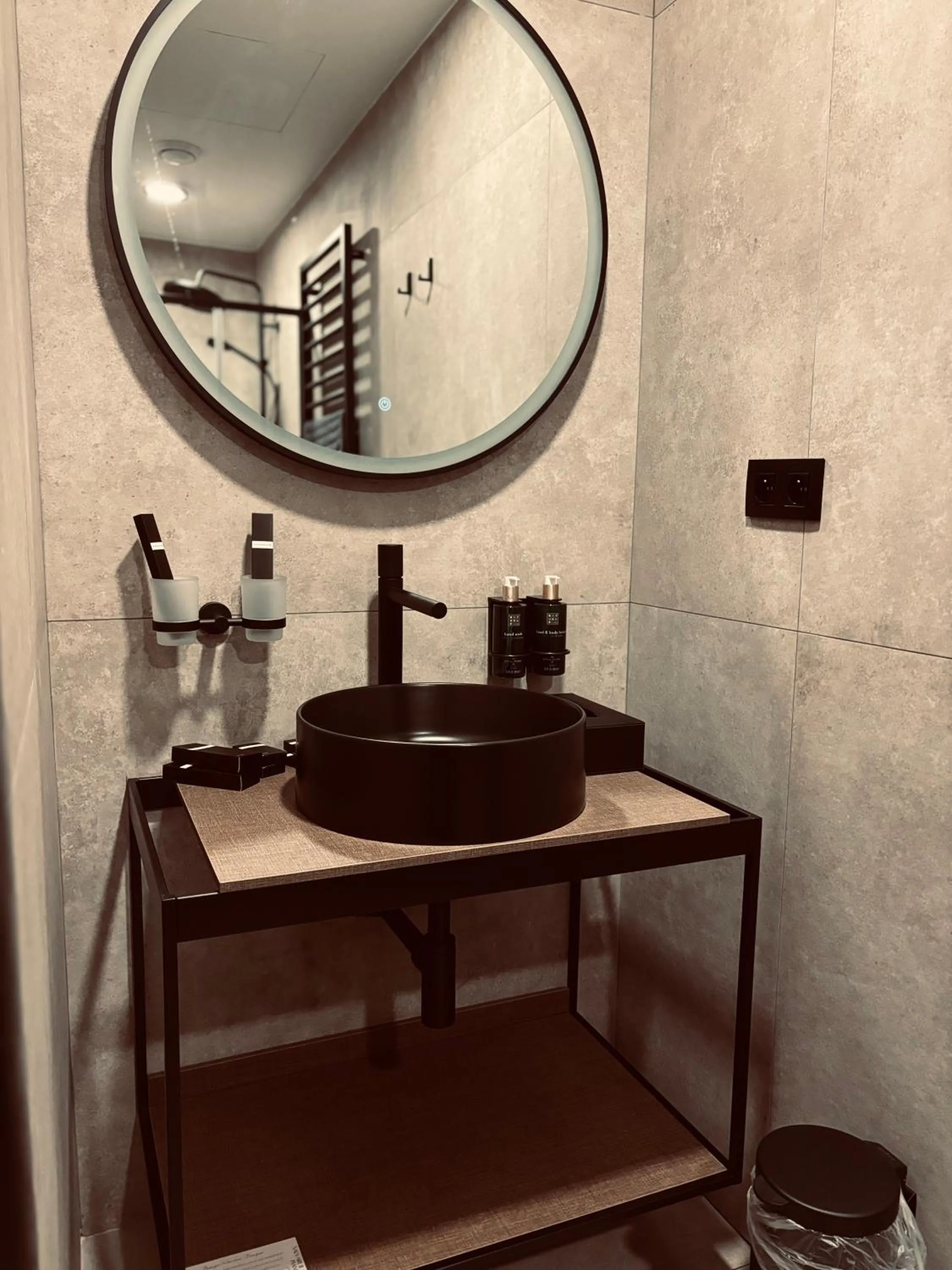 Bathroom in Hotel Mezza Notte