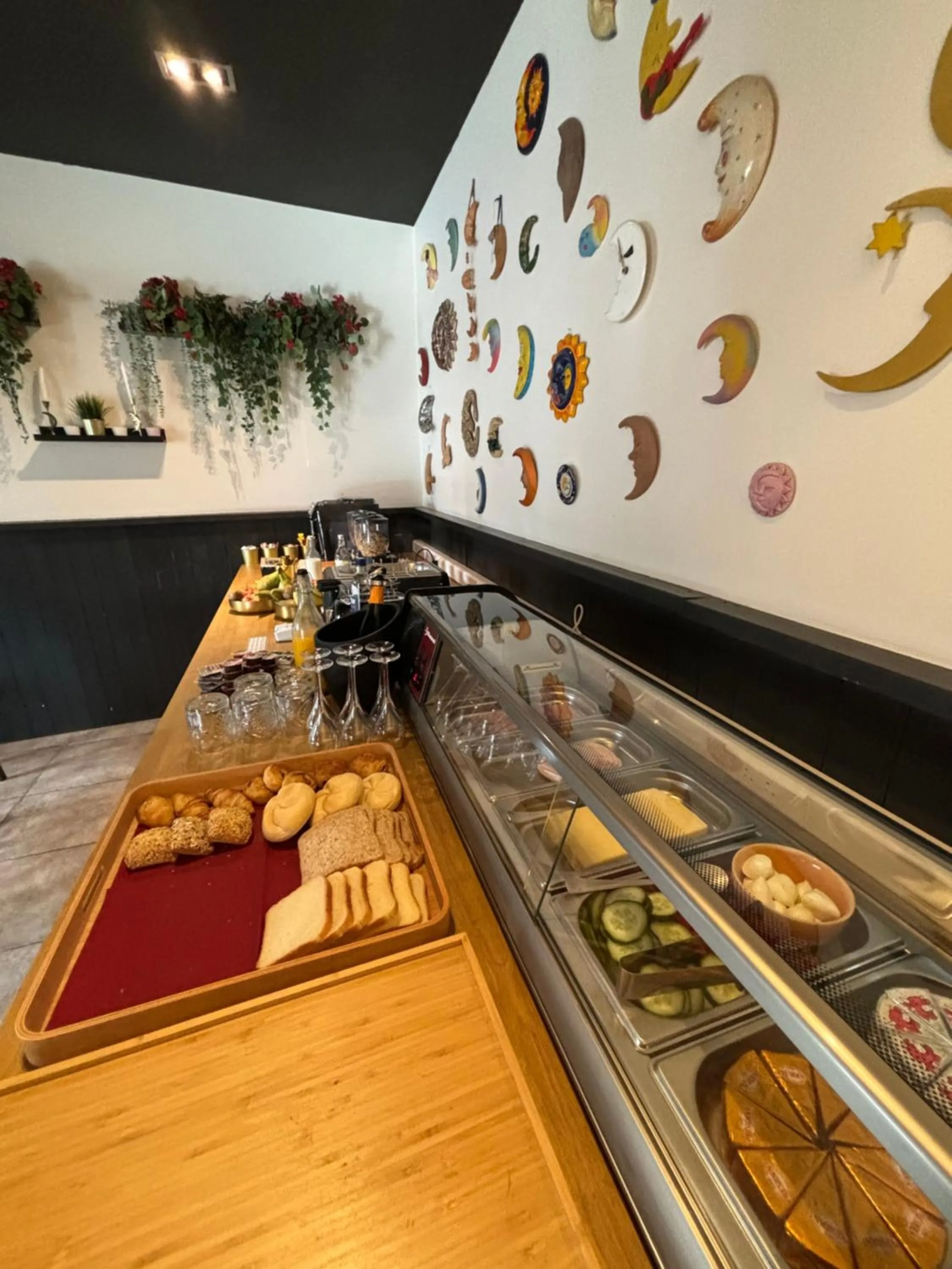 Breakfast in Hotel Mezza Notte