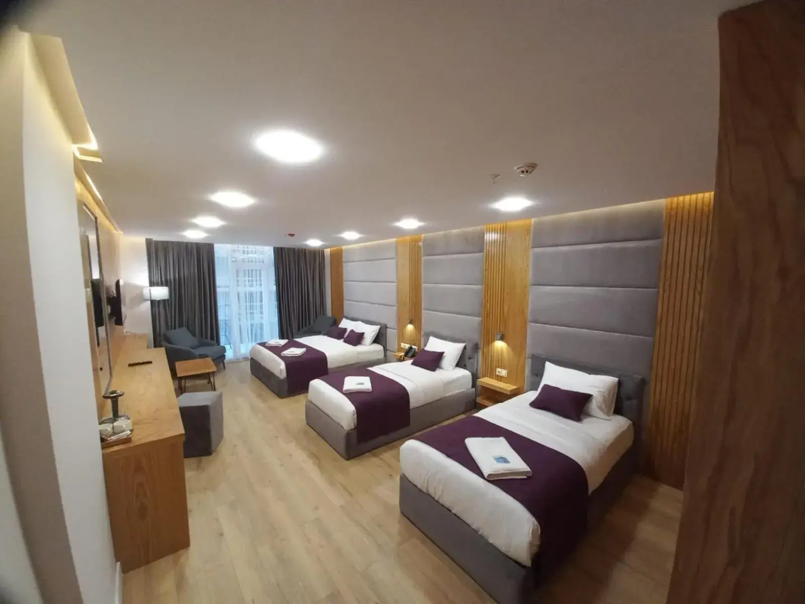 Family Room with Balcony in Hotel Black Sea Family Room with Balcony in Hotel Black Sea