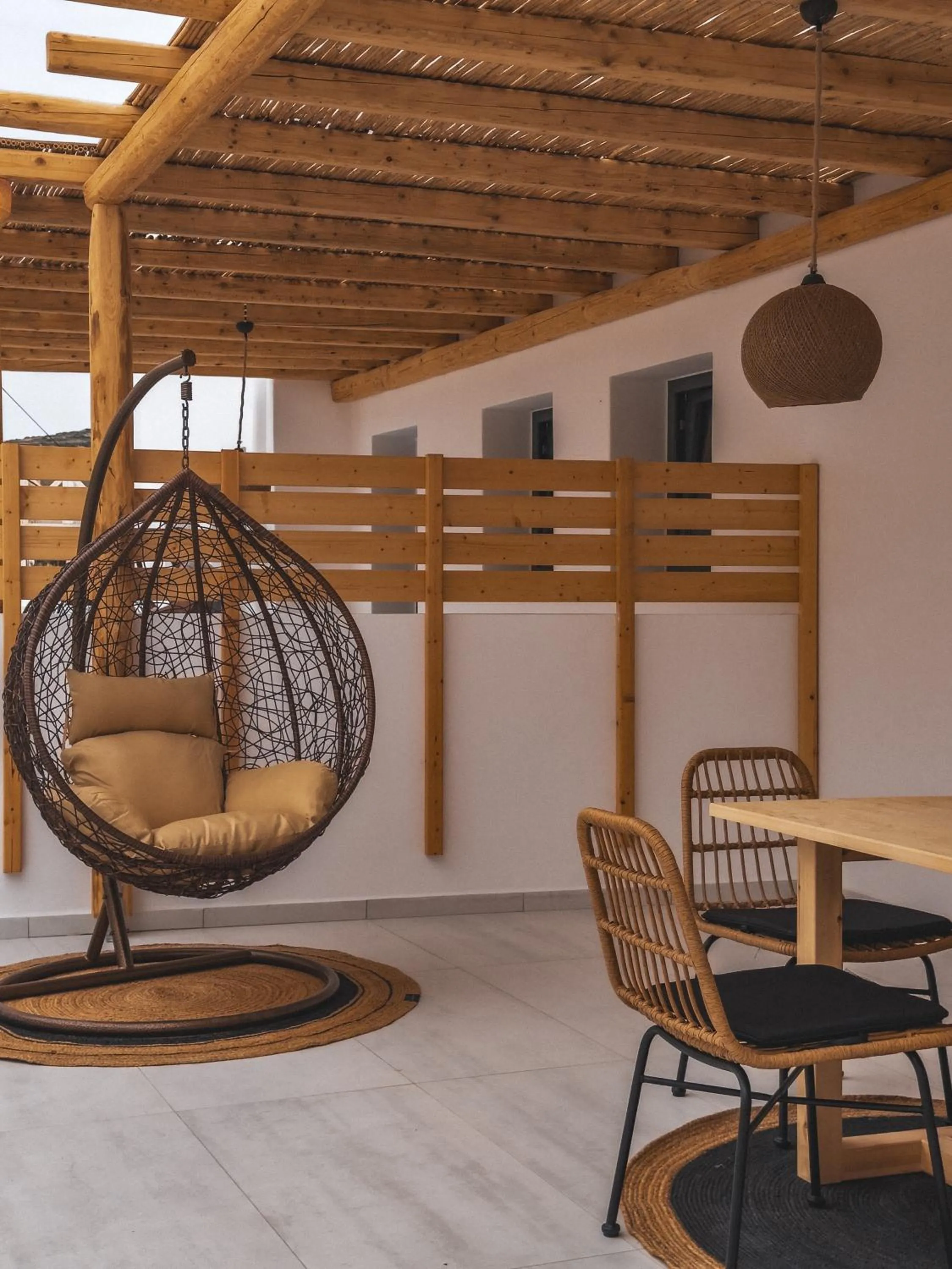 Alonia Suites