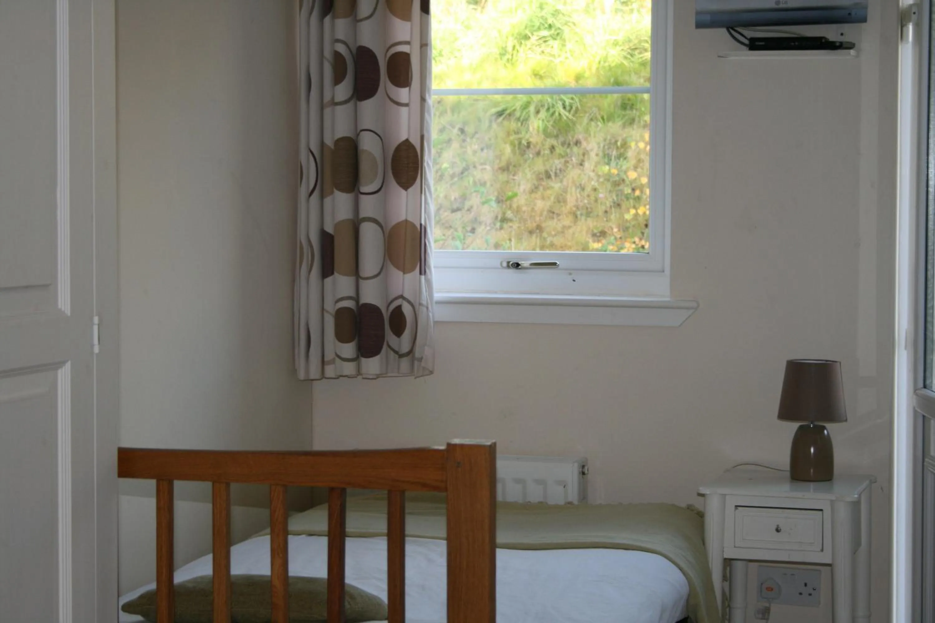 Nearby landmark, Bed in BCC Loch Ness Hostel