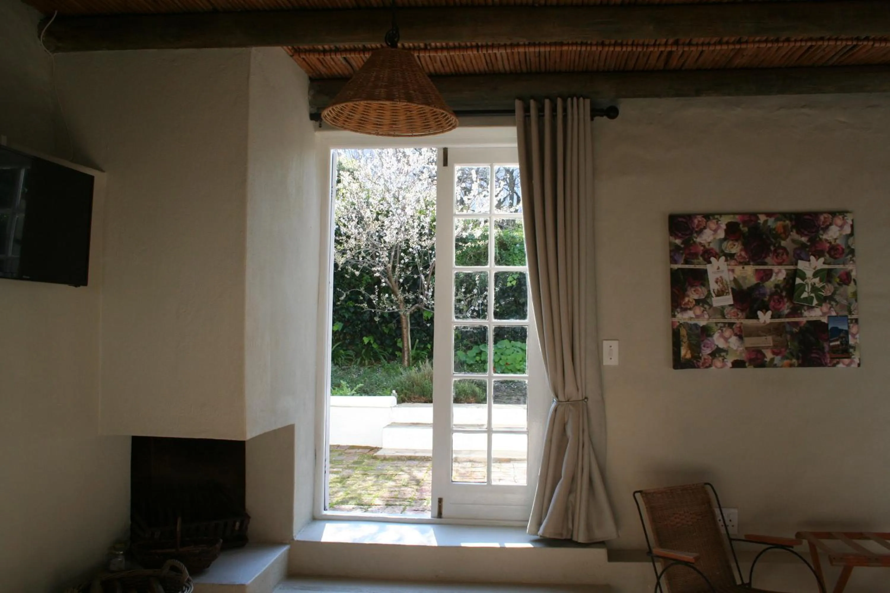 Seating area in The Cottage on 55