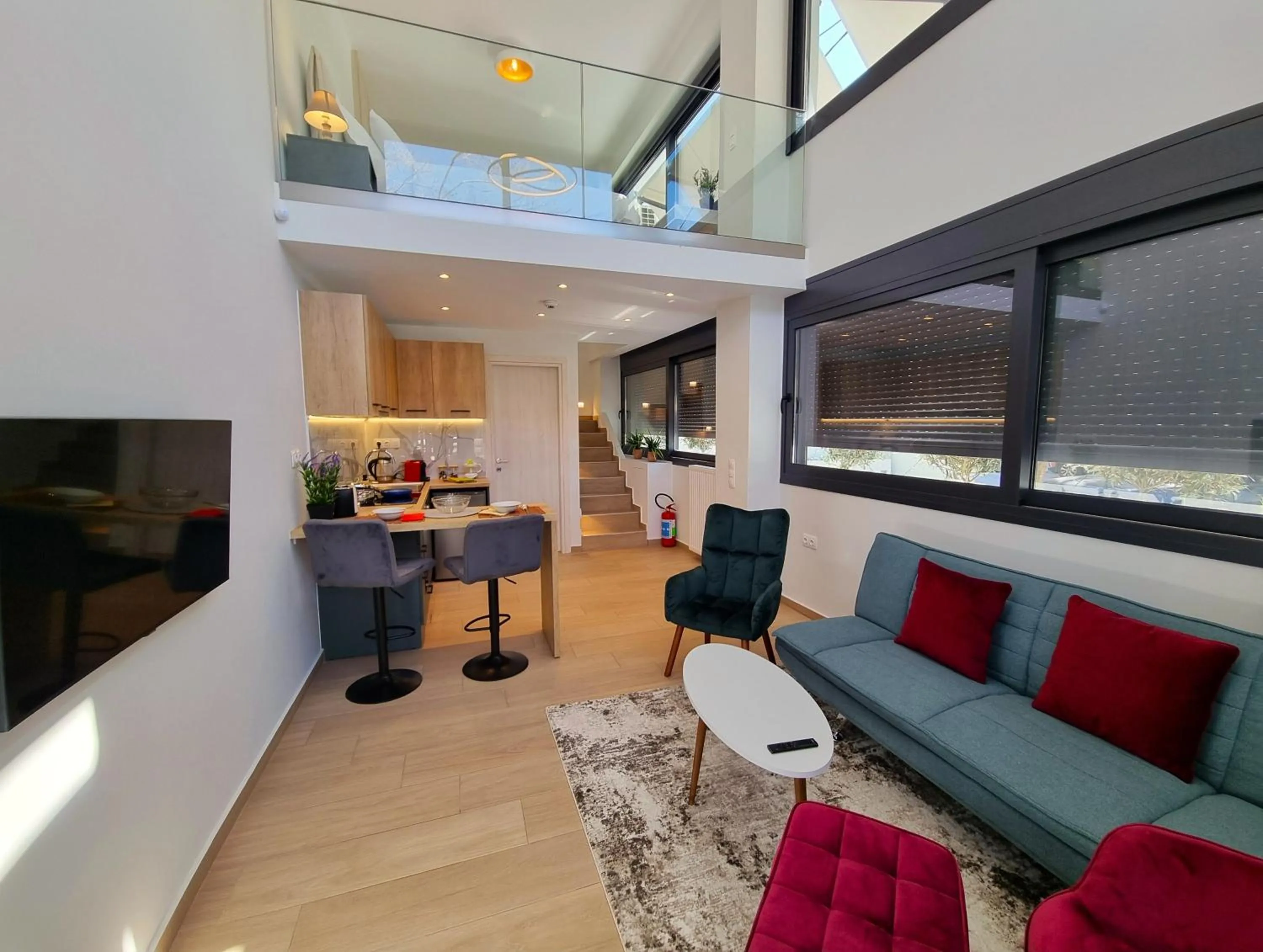 TV and multimedia in 10 Apartments & Suites Athens