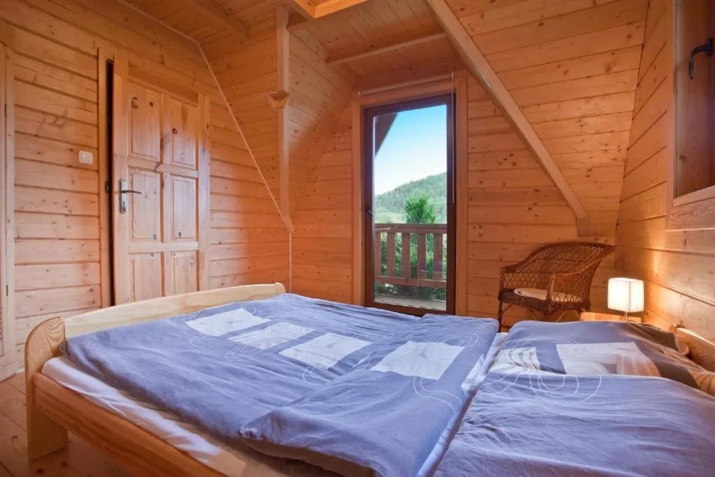 Bed in Apartamenty z kominkiem w Krynicy