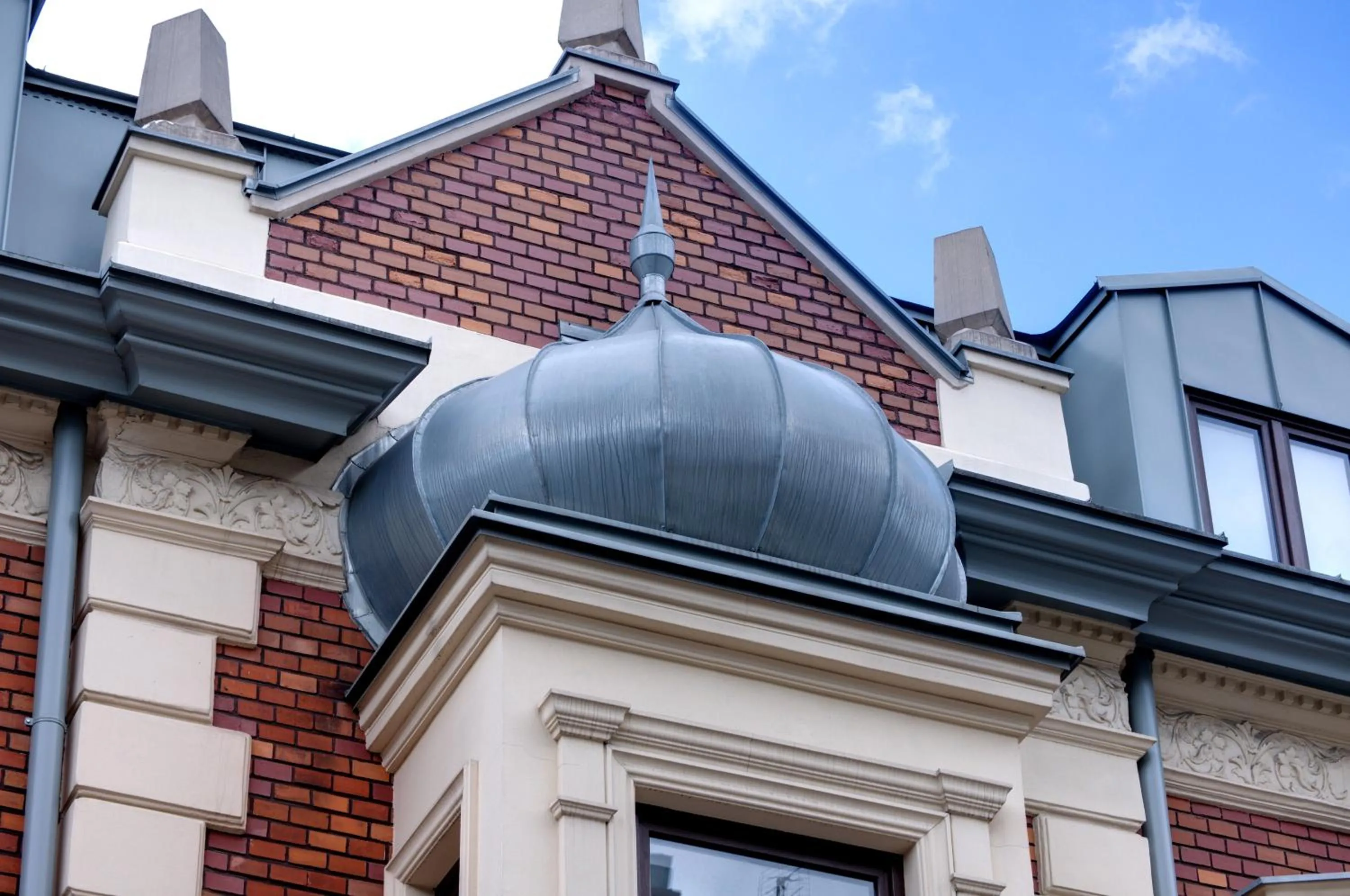 Property building in Zamkowa15 Apartments