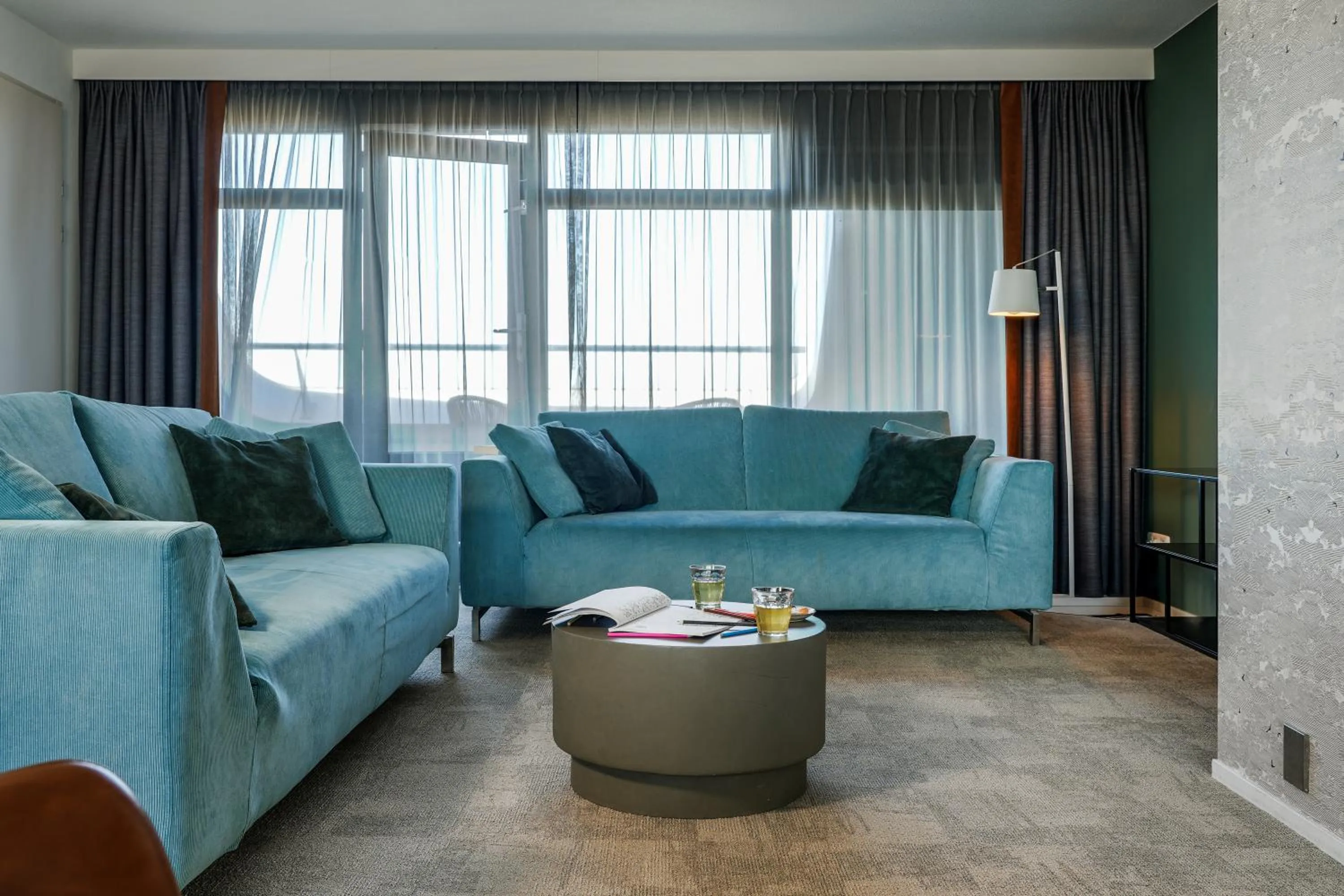 Living room in Paal 8 Hotel aan Zee