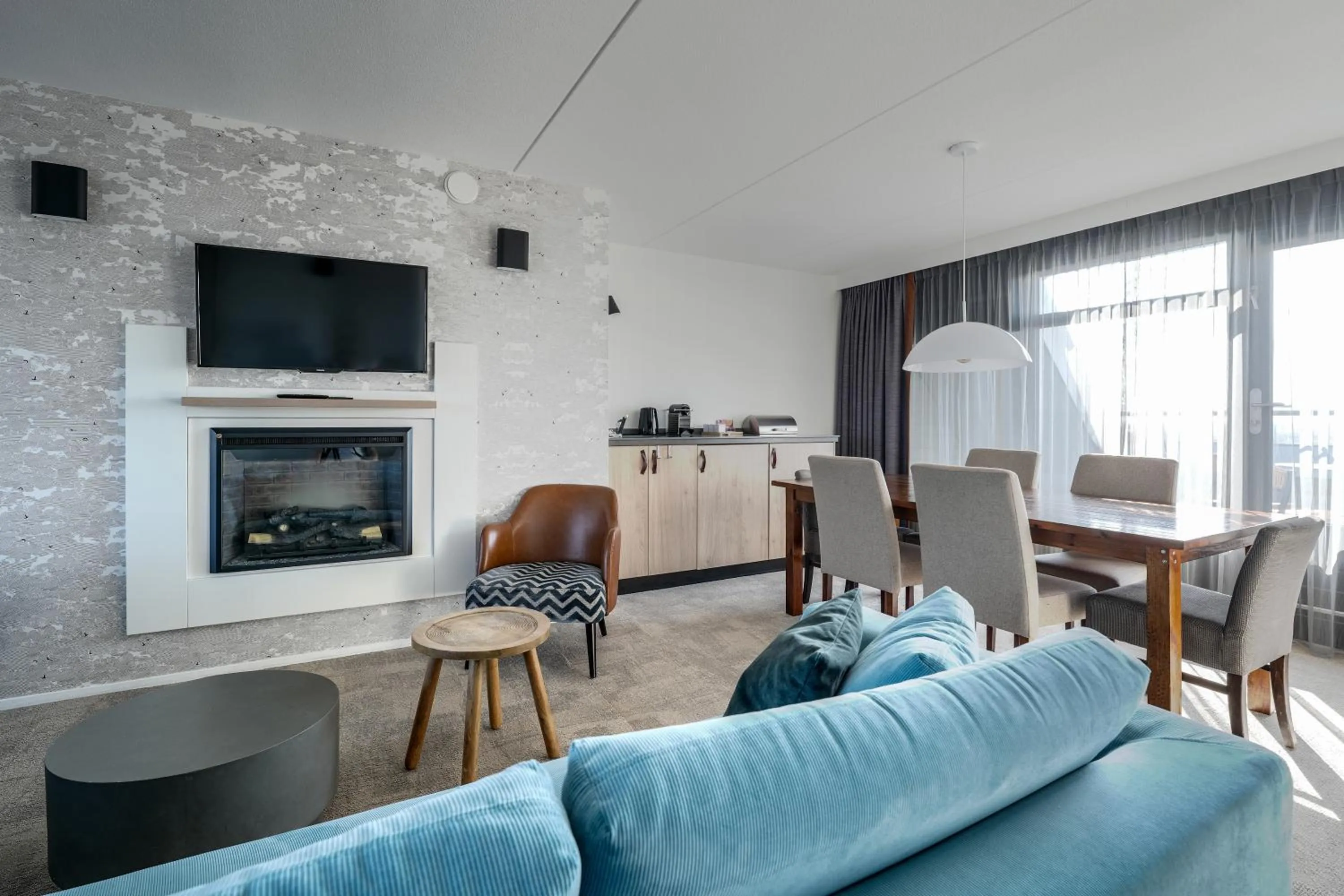 Kitchen or kitchenette in Paal 8 Hotel aan Zee