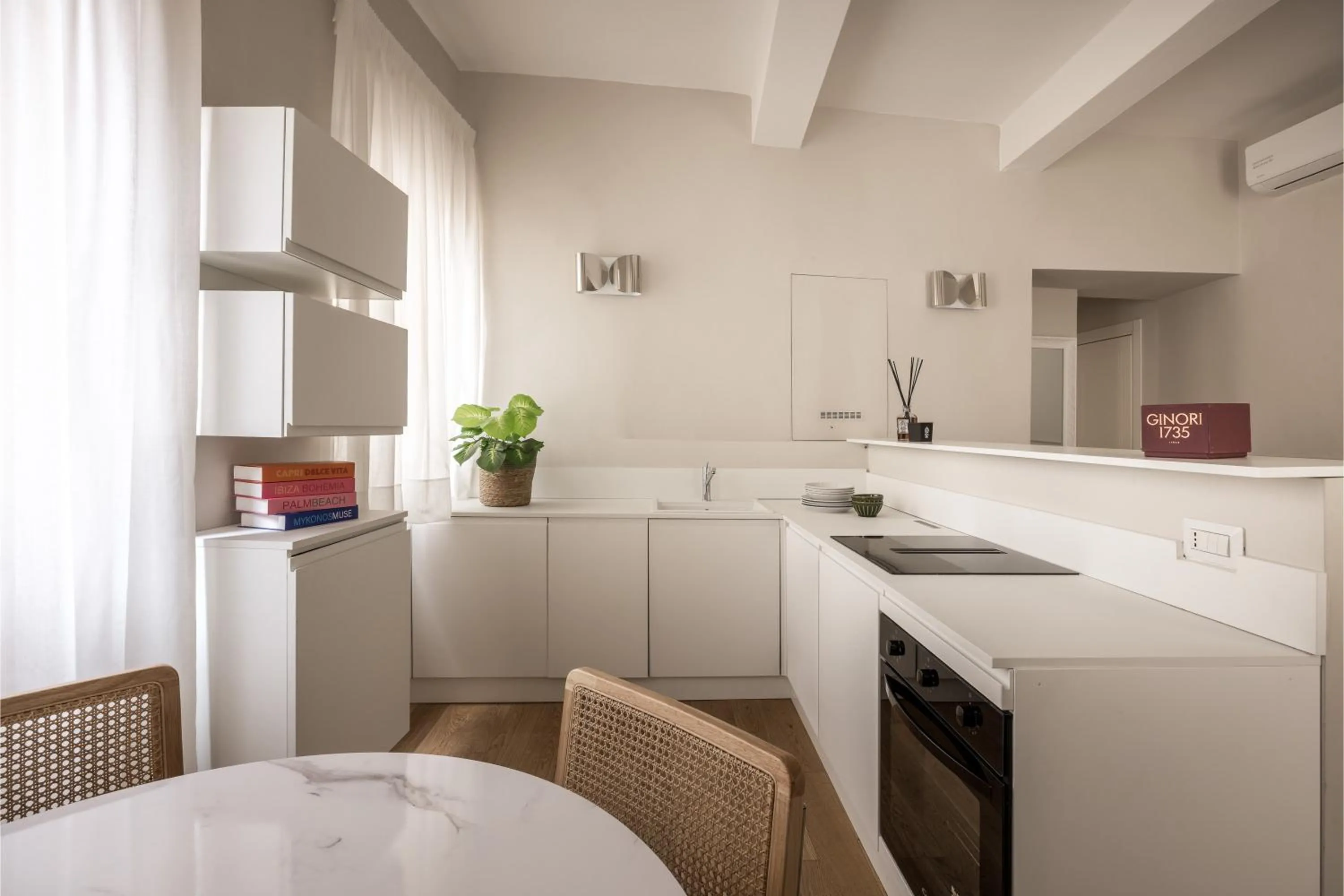 Kitchen or kitchenette in Tornabuoni Place by Mmega