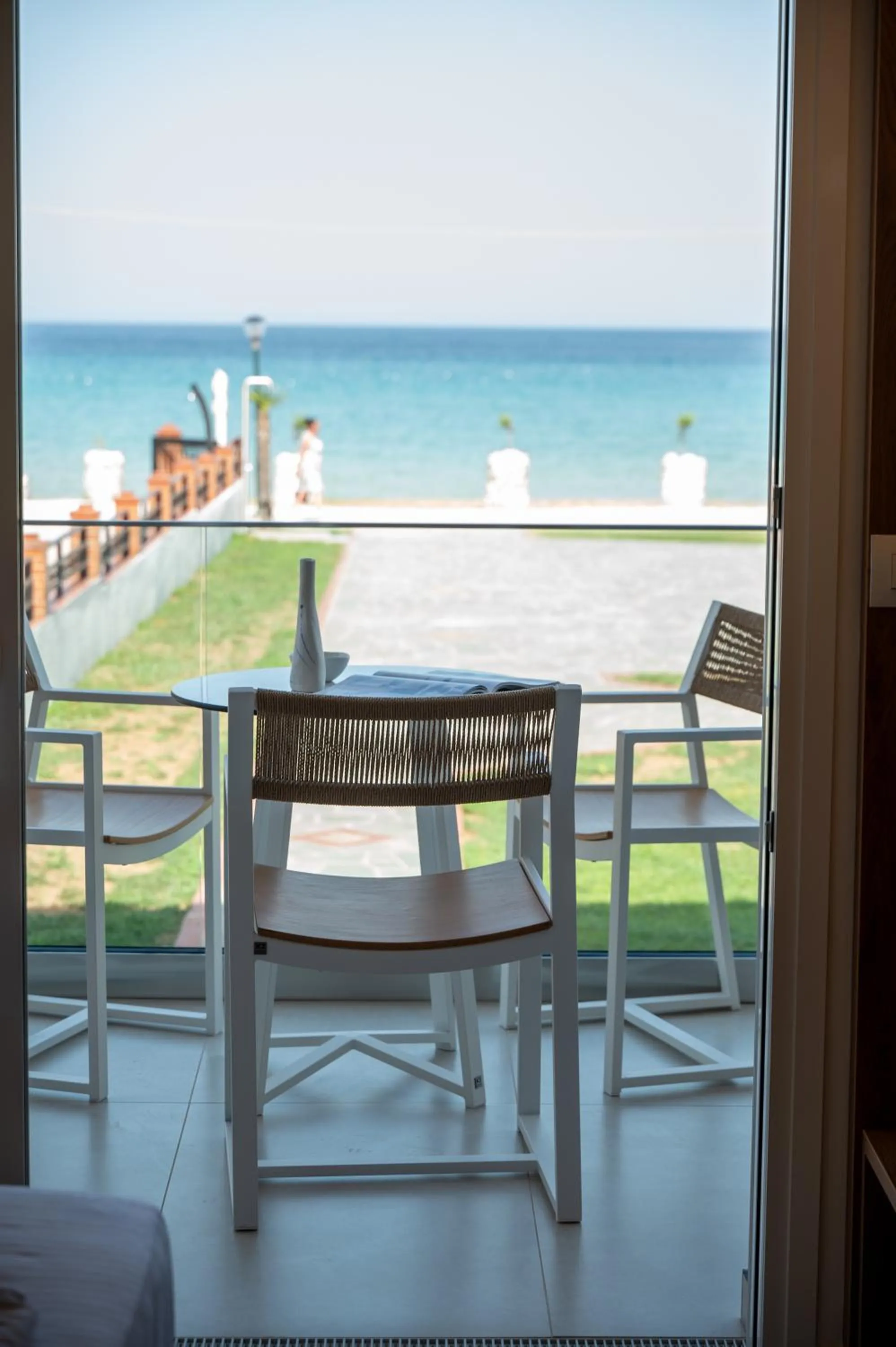 Day in Sunrise SeaSide Suites
