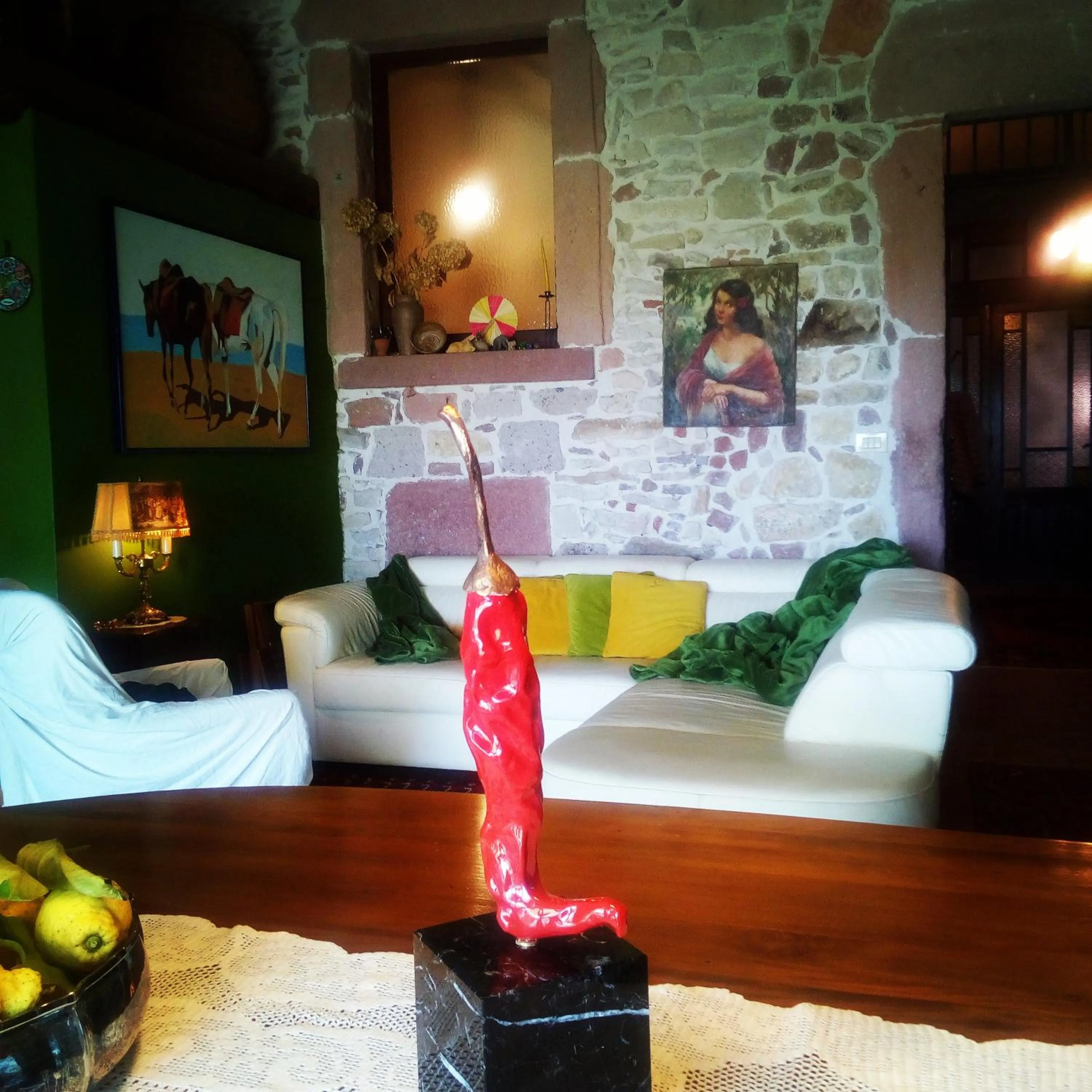 Living room in B&B S'Asilo Sardegna