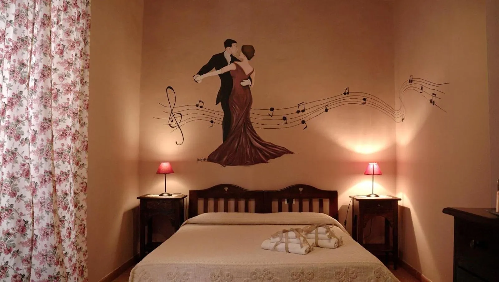 Photo of the whole room, Bed in B&B S'Asilo Sardegna