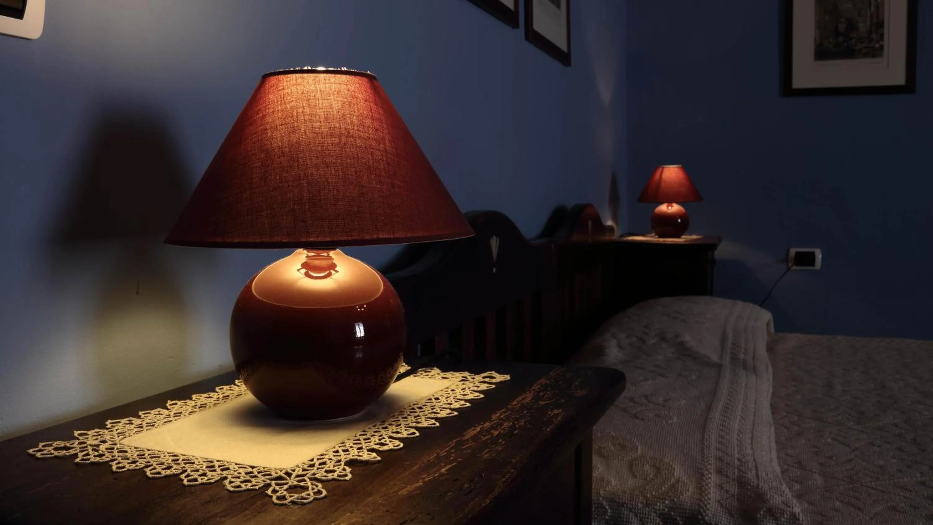 Decorative detail, Bed in B&B S'Asilo Sardegna