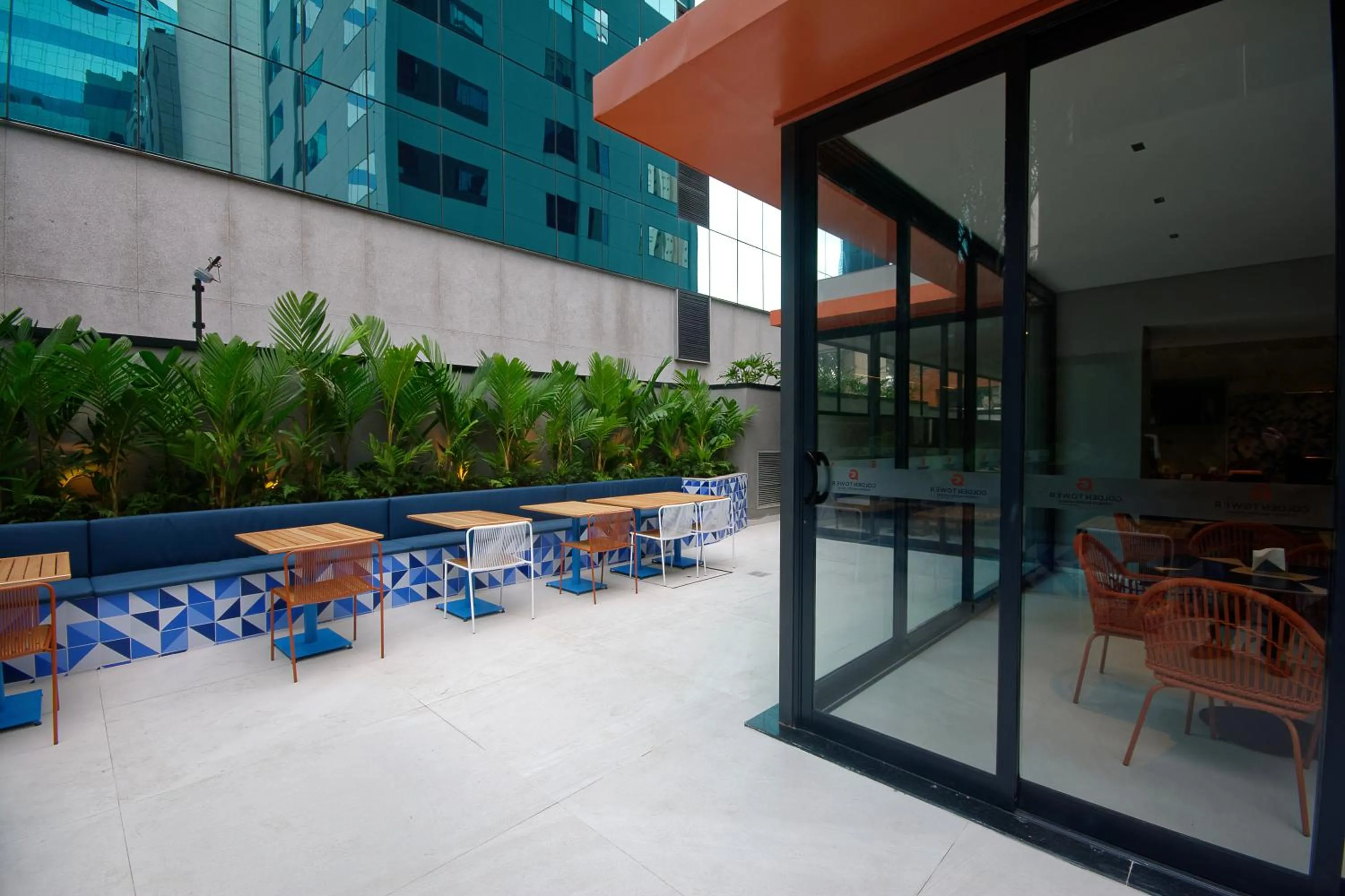 Golden Tower Express Nações Unidas by Fênix Hotéis