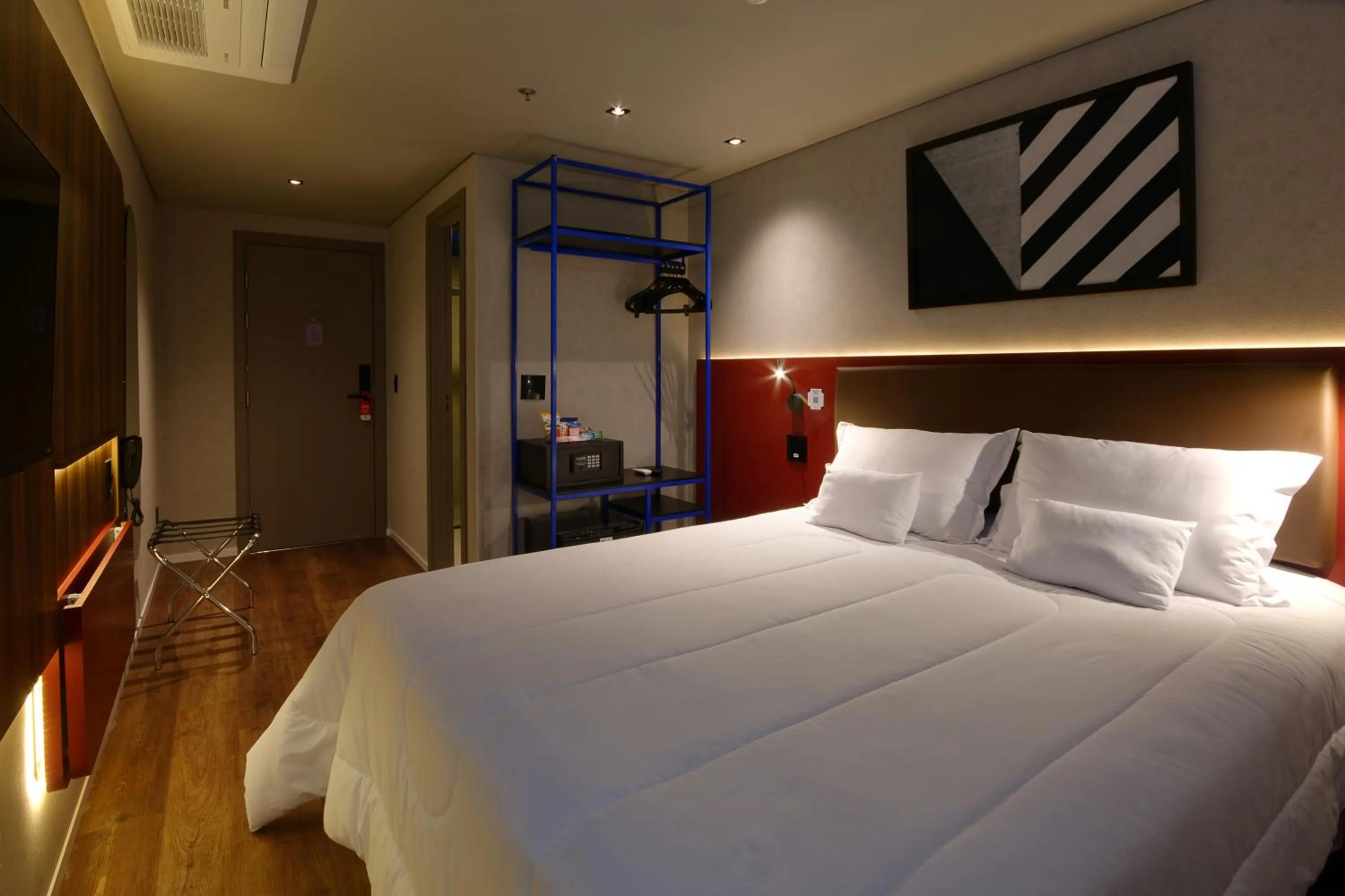 Bed in Golden Tower Express Nações Unidas by Fênix Hotéis