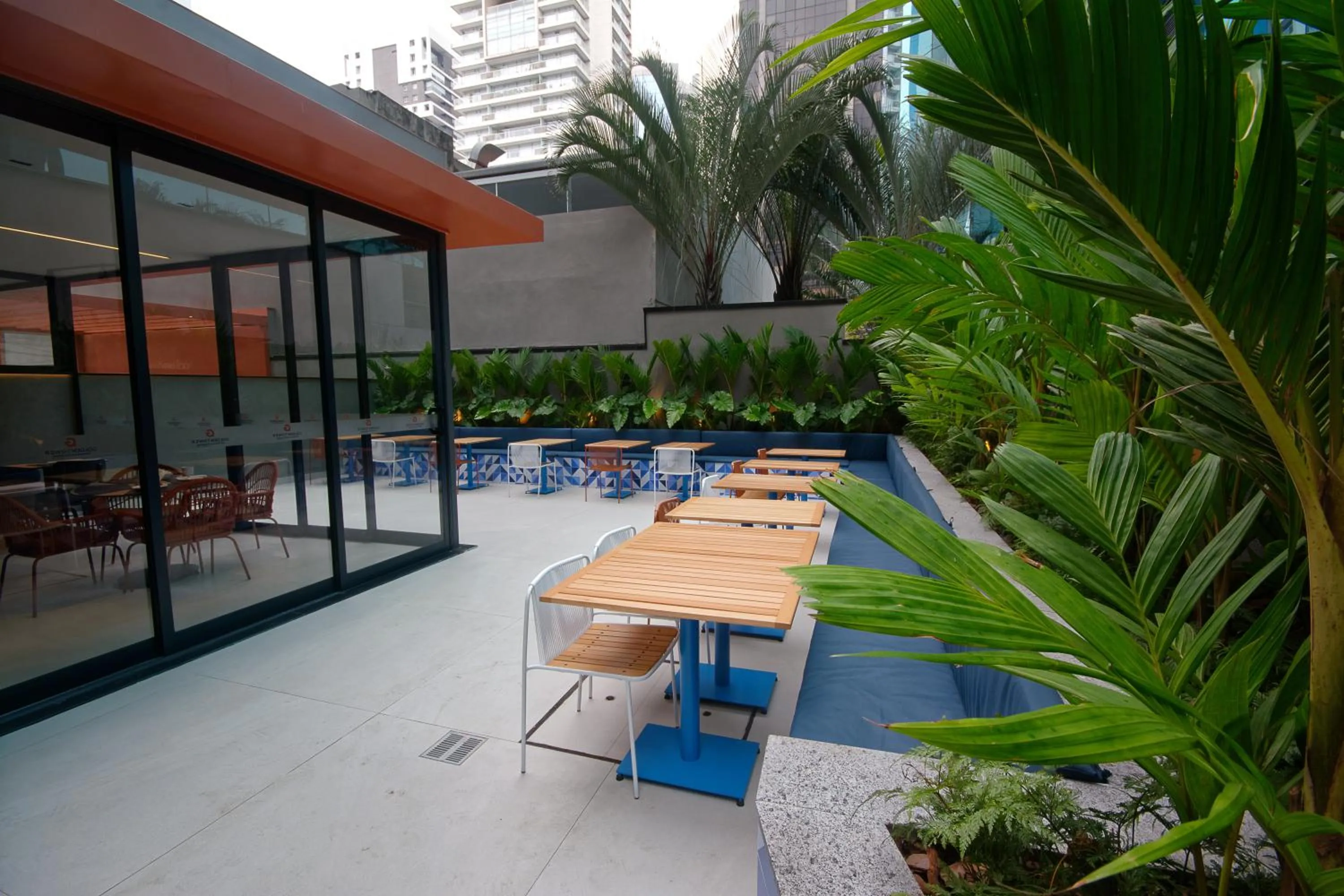 Golden Tower Express Nações Unidas by Fênix Hotéis