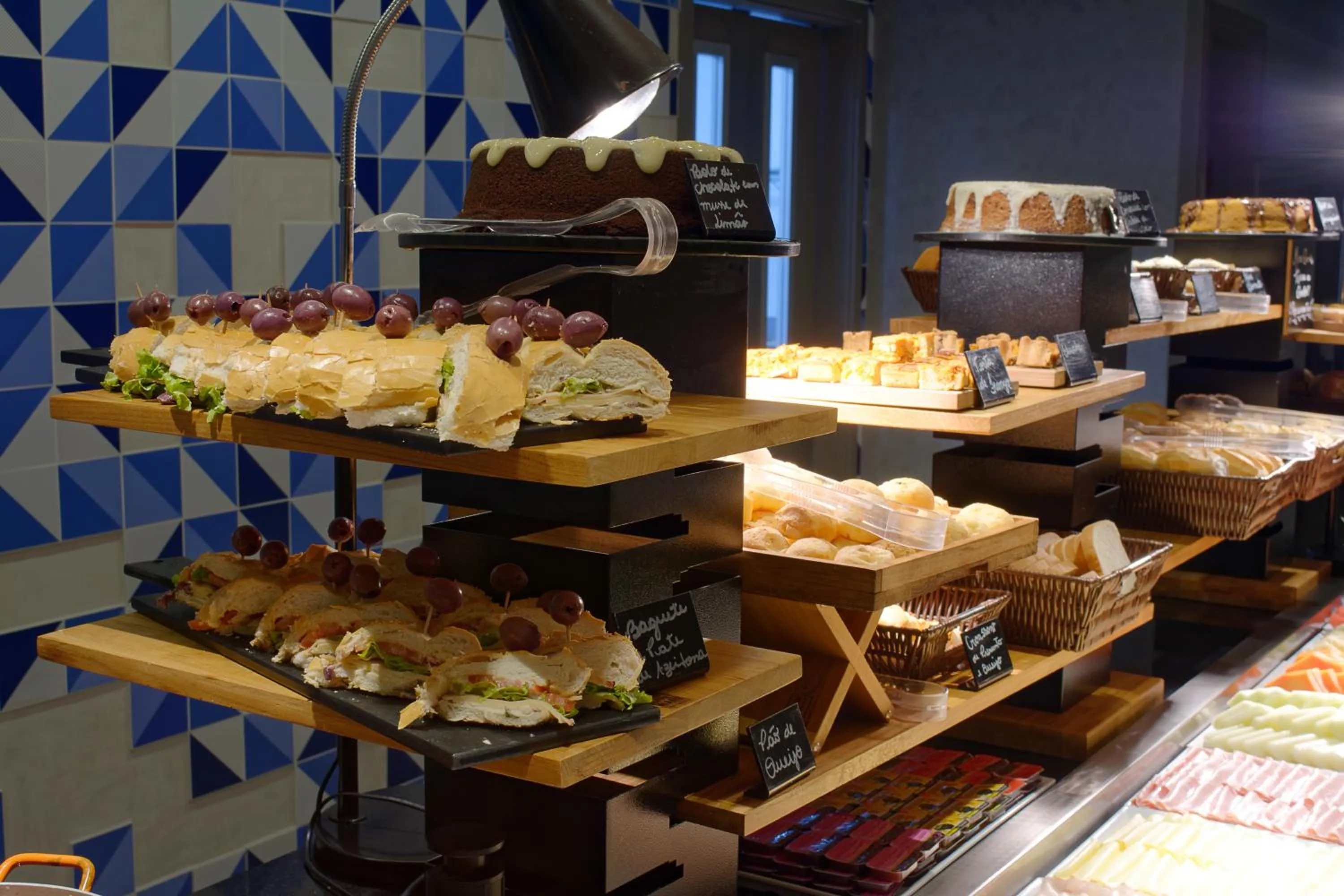 Golden Tower Express Nações Unidas by Fênix Hotéis