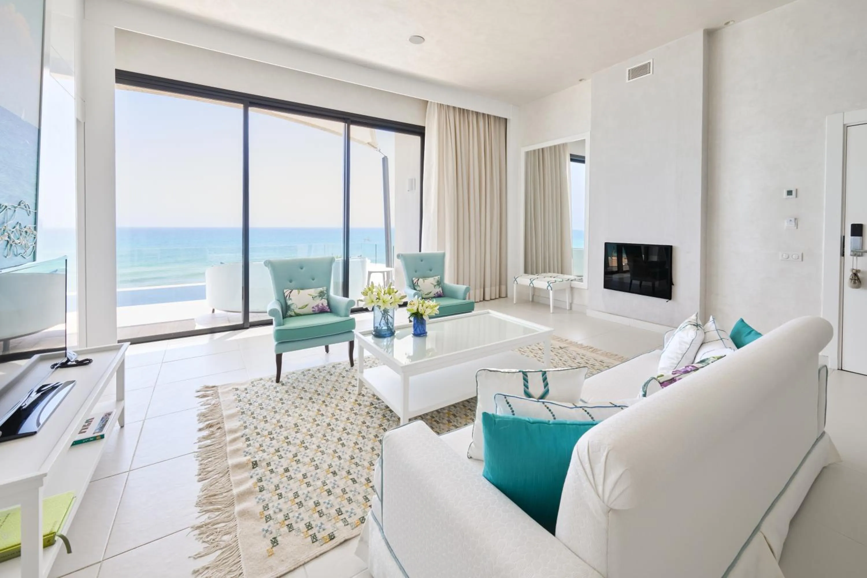 La Badira - Adult Only