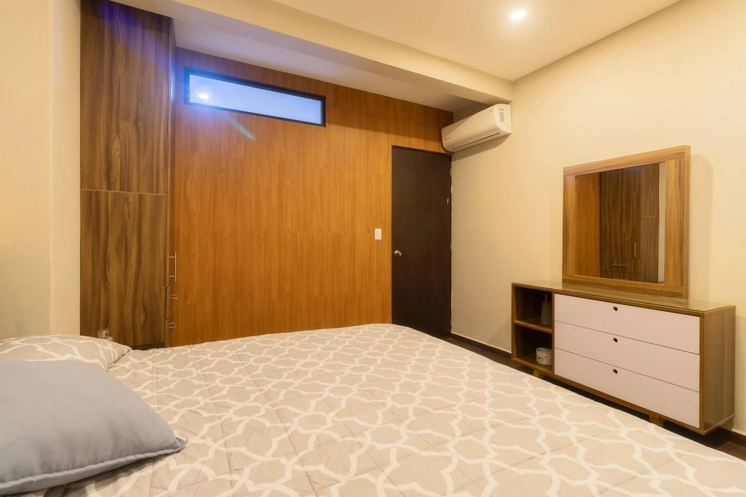 Photo of the whole room, Bed in 301 Historic building 1Bdrm 1bath AC Rooftop