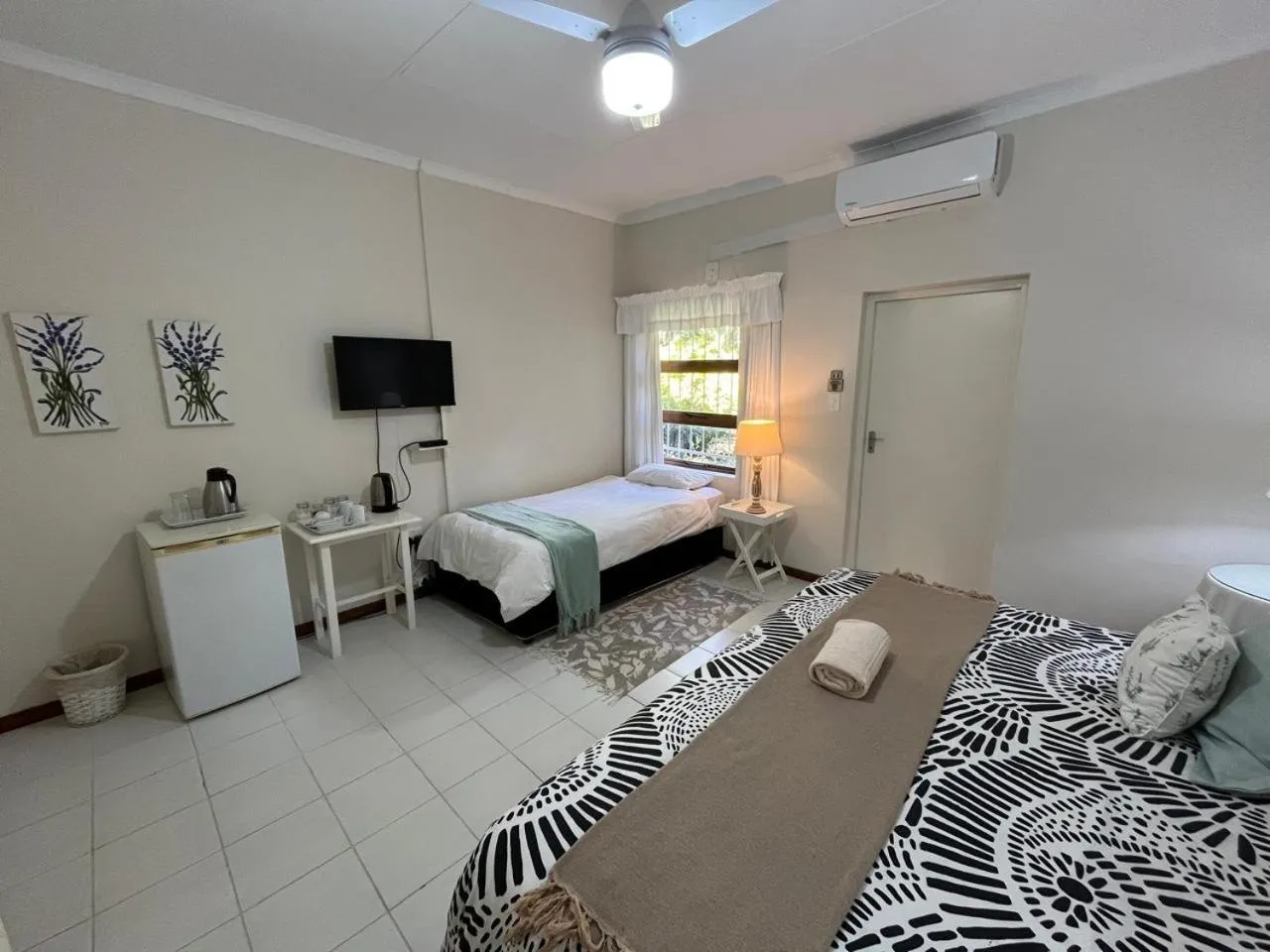 Bed in The Guest House Pongola