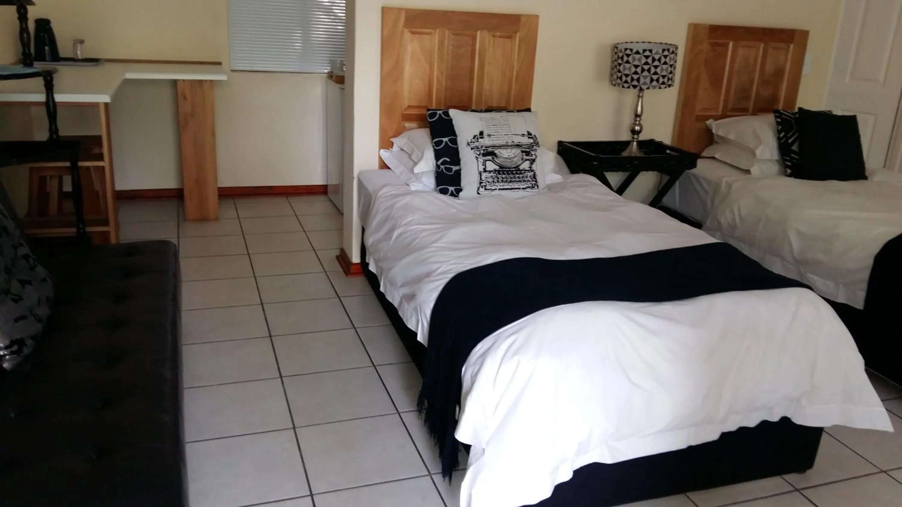 Bed in The Guest House Pongola