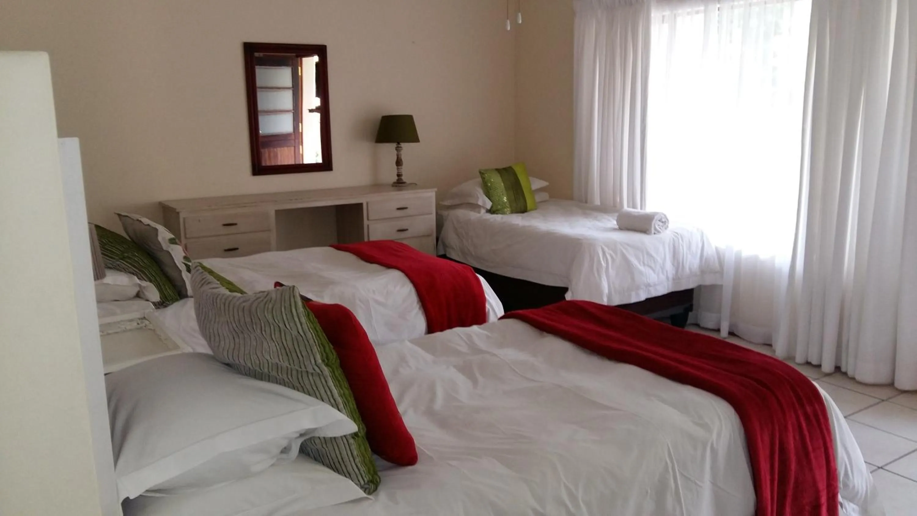 Bed in The Guest House Pongola