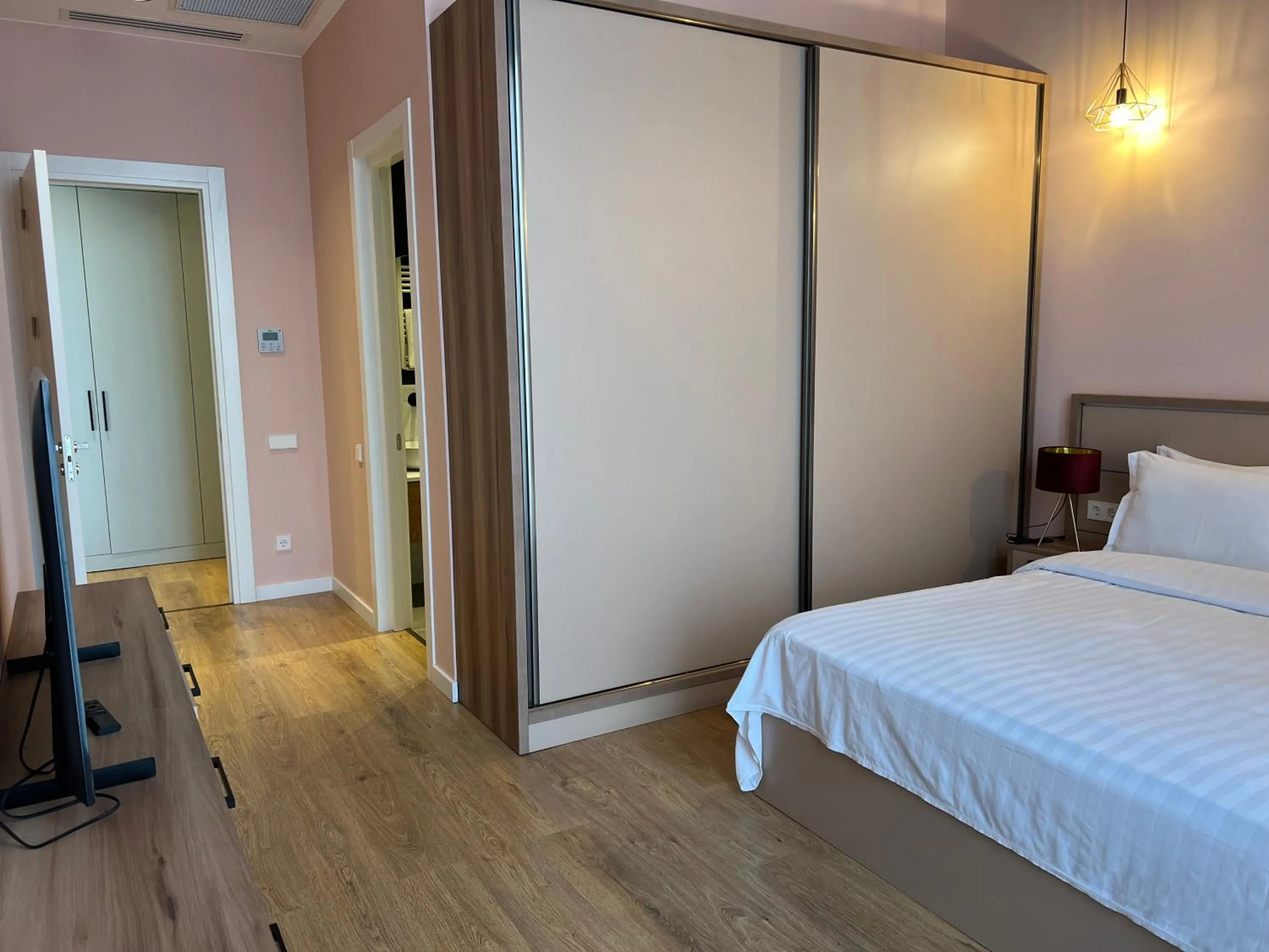 Bed in Villa Ambassadori Kachreti Golf Resort