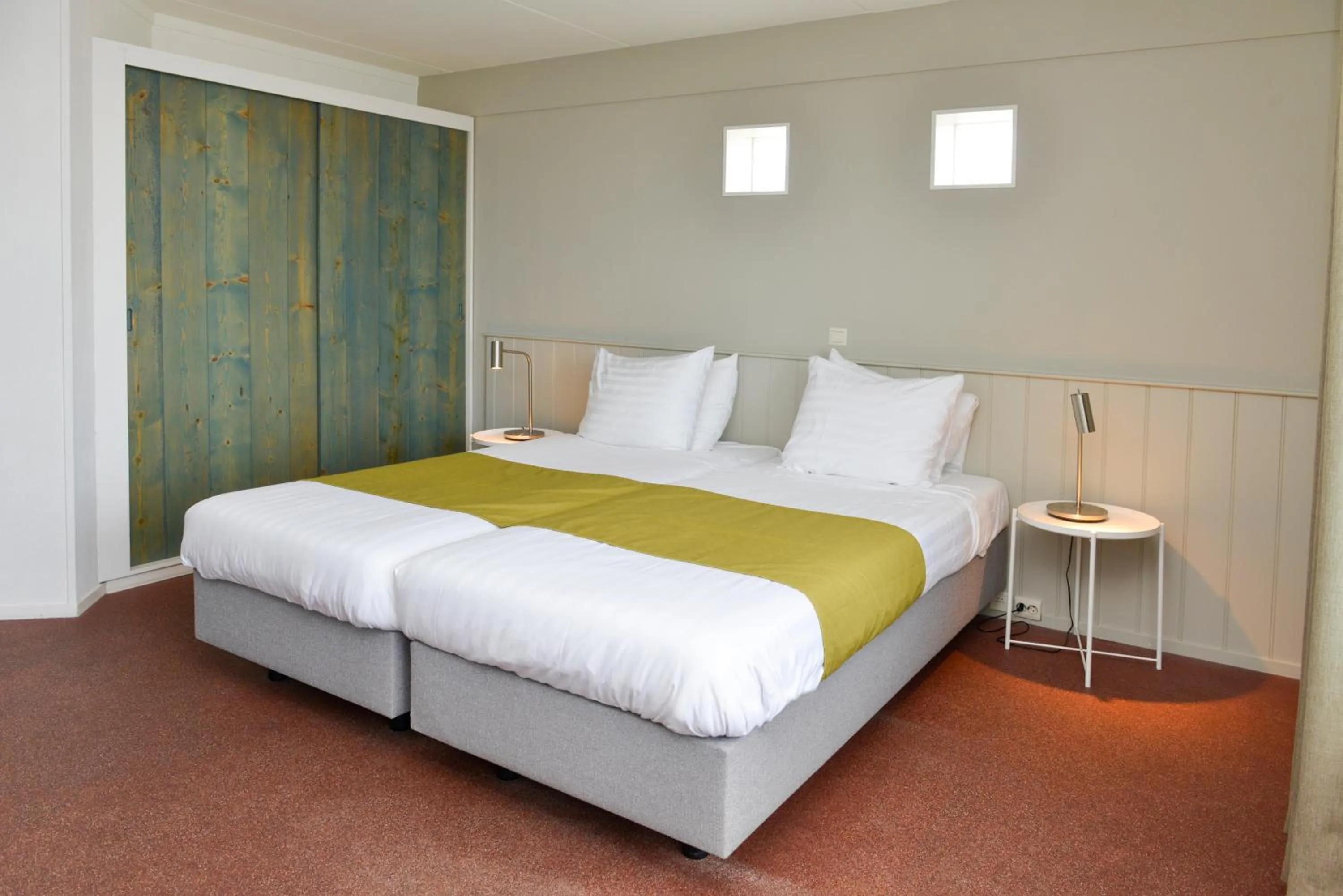 Bed in Strandhotel Noordzee