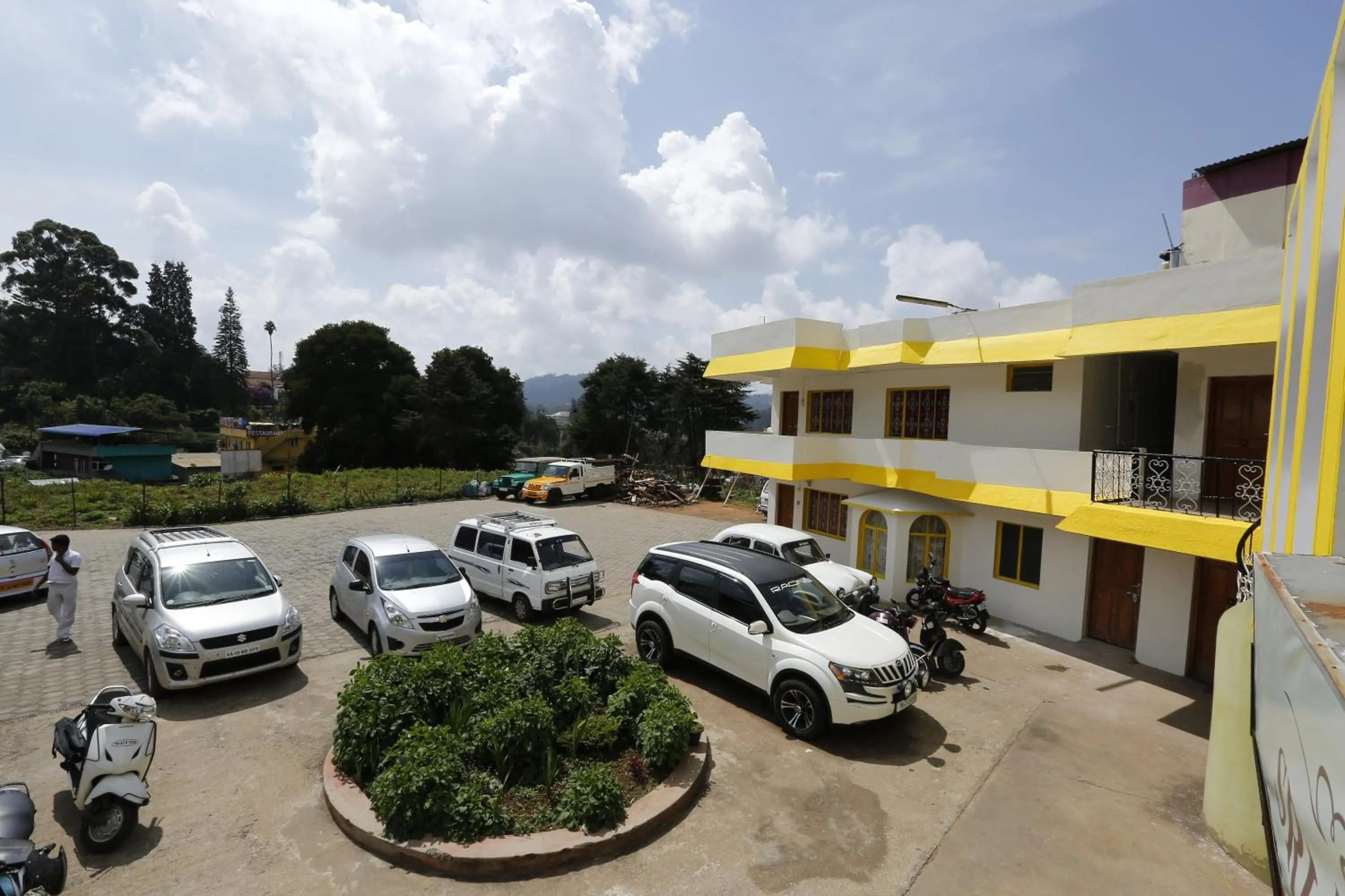 Property building in Hotel Sri Balaji
