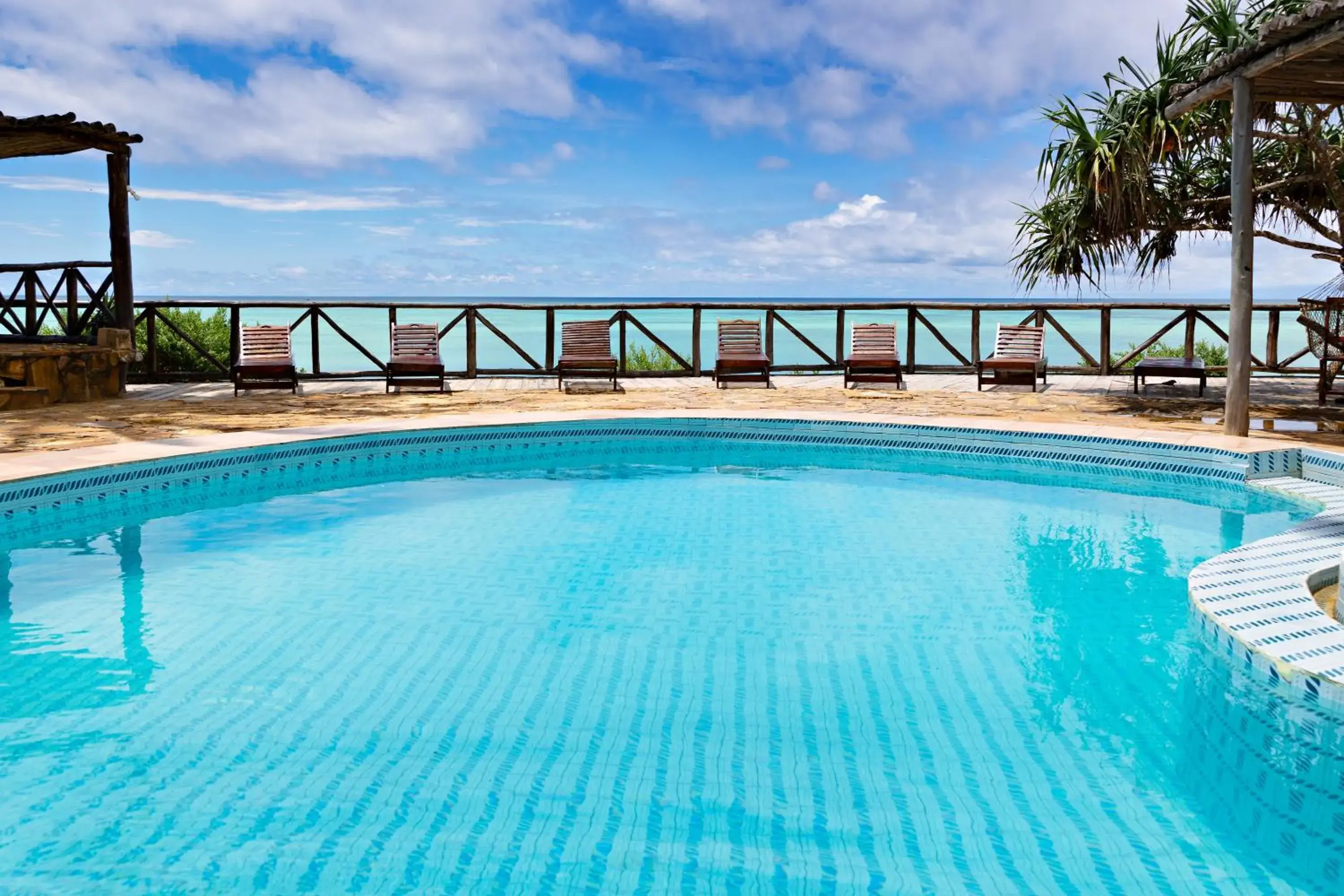 Swimming pool in Tanzanite Beach Resort Swimming pool in Tanzanite Beach Resort