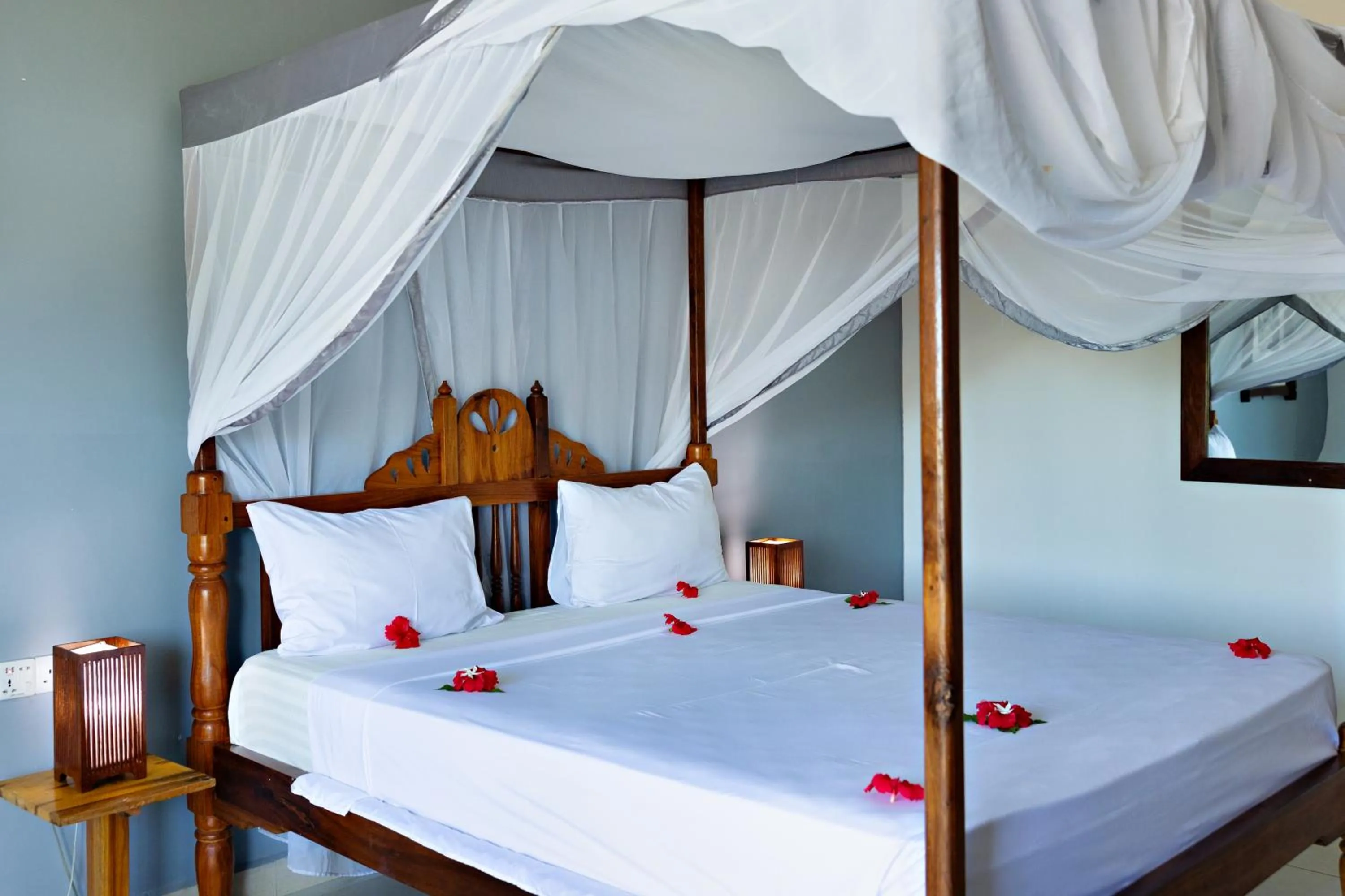 Bedroom, Bed in Tanzanite Beach Resort