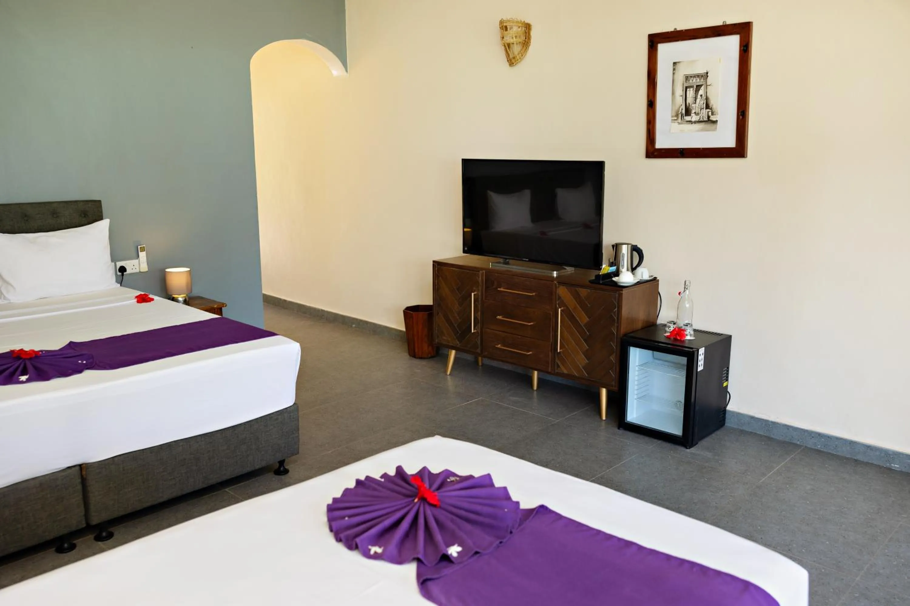 Bedroom, Bed in Tanzanite Beach Resort