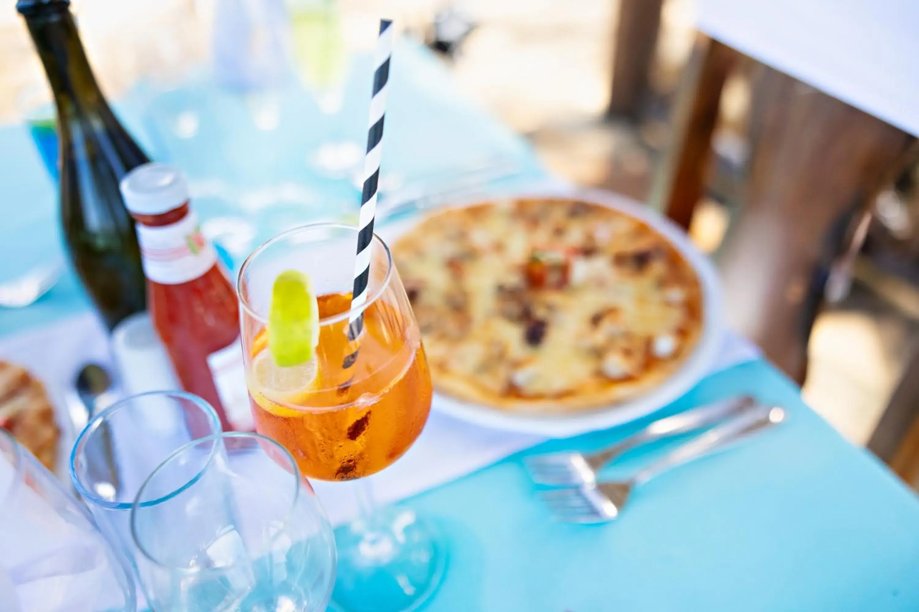 Food and drinks in Tanzanite Beach Resort Food and drinks in Tanzanite Beach Resort