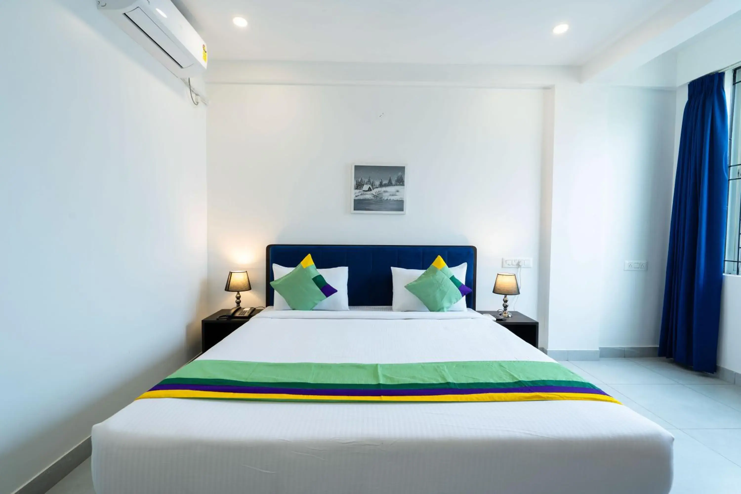 Bedroom, Bed in Treebo The Grand Skyla, Malleshwaram Bedroom, Bed in Treebo The Grand Skyla, Malleshwaram