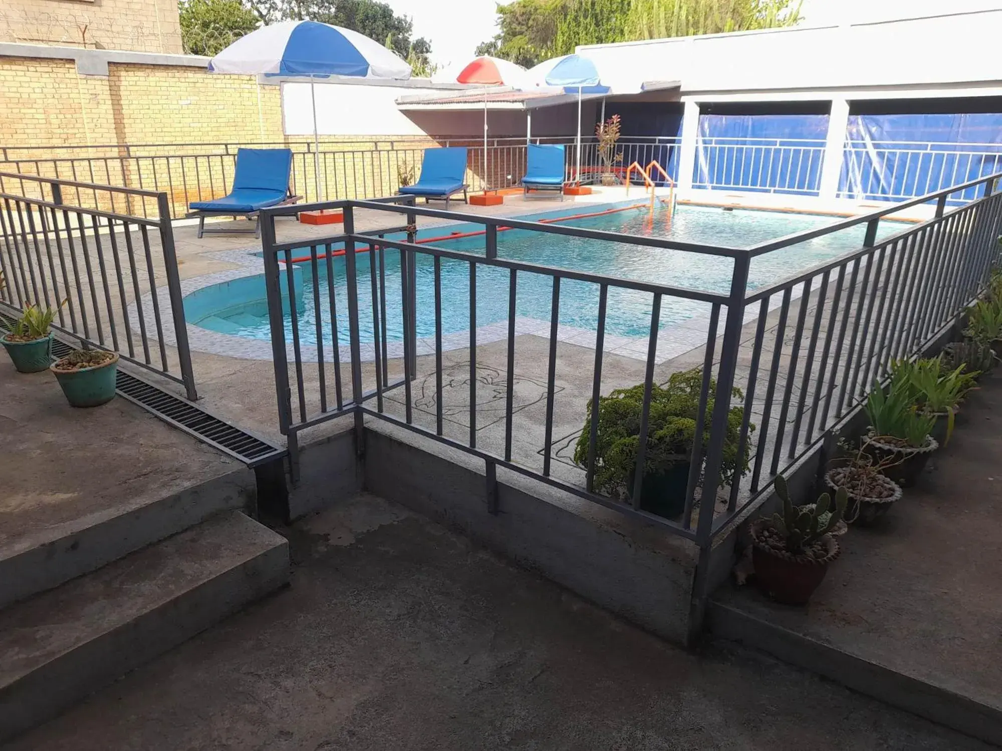 Triple Room with Pool View - single occupancy in Chez Joël Triple Room with Pool View - single occupancy in Chez Joël