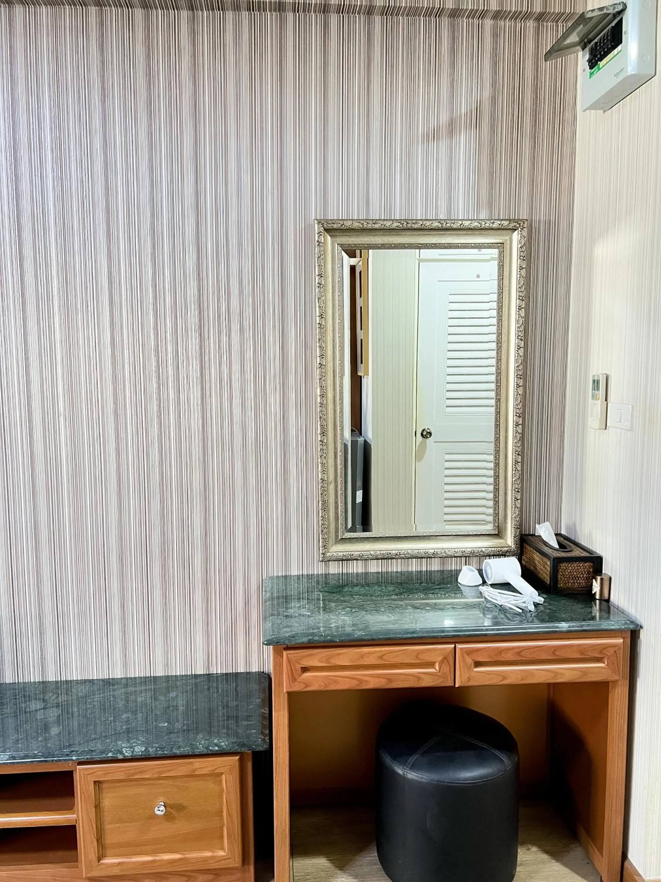 Bathroom in Silom Dynasty Hostel