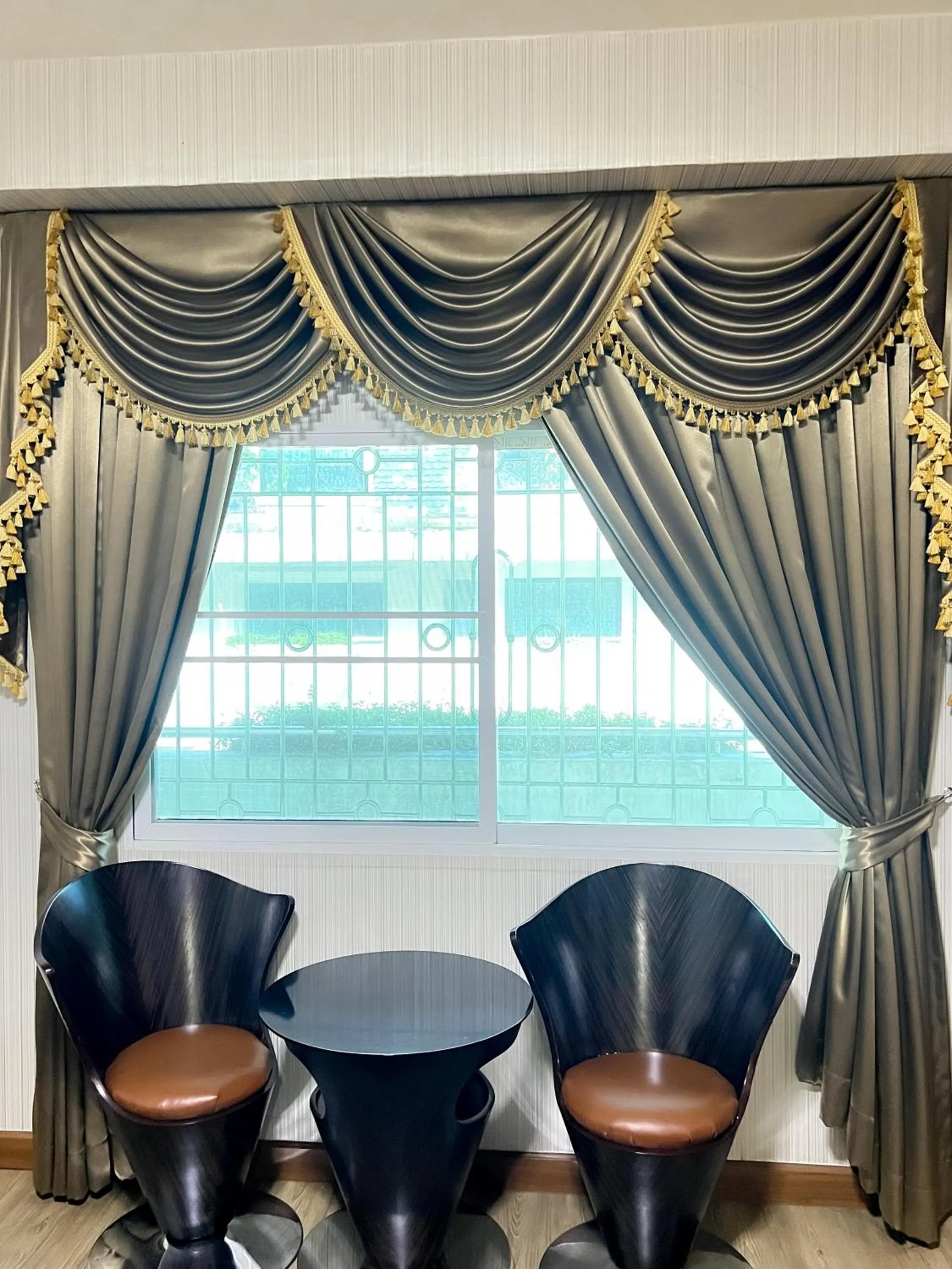 Seating area in Silom Dynasty Hostel