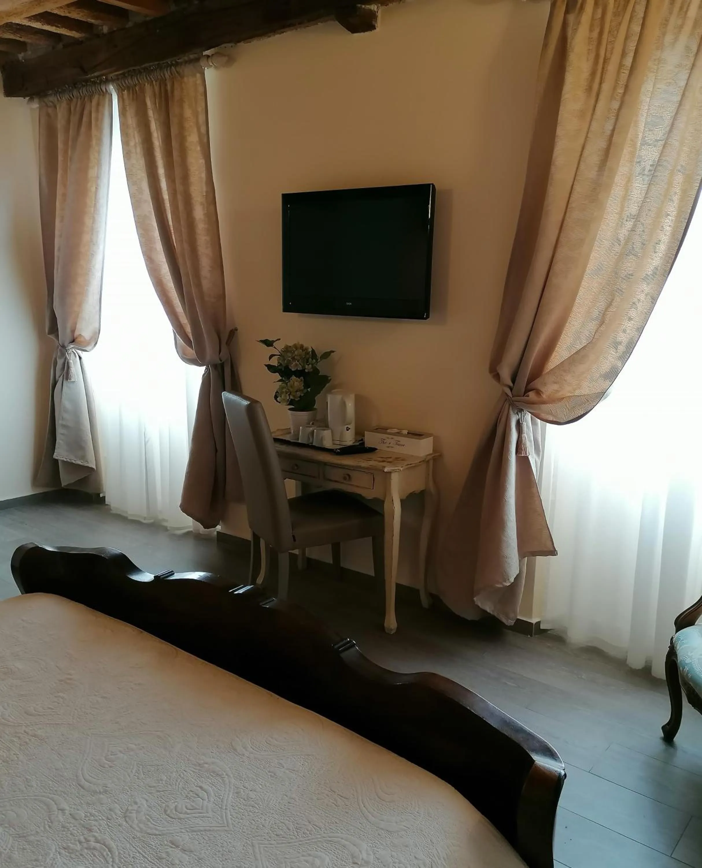 Bed in B&B La Bella Lucca