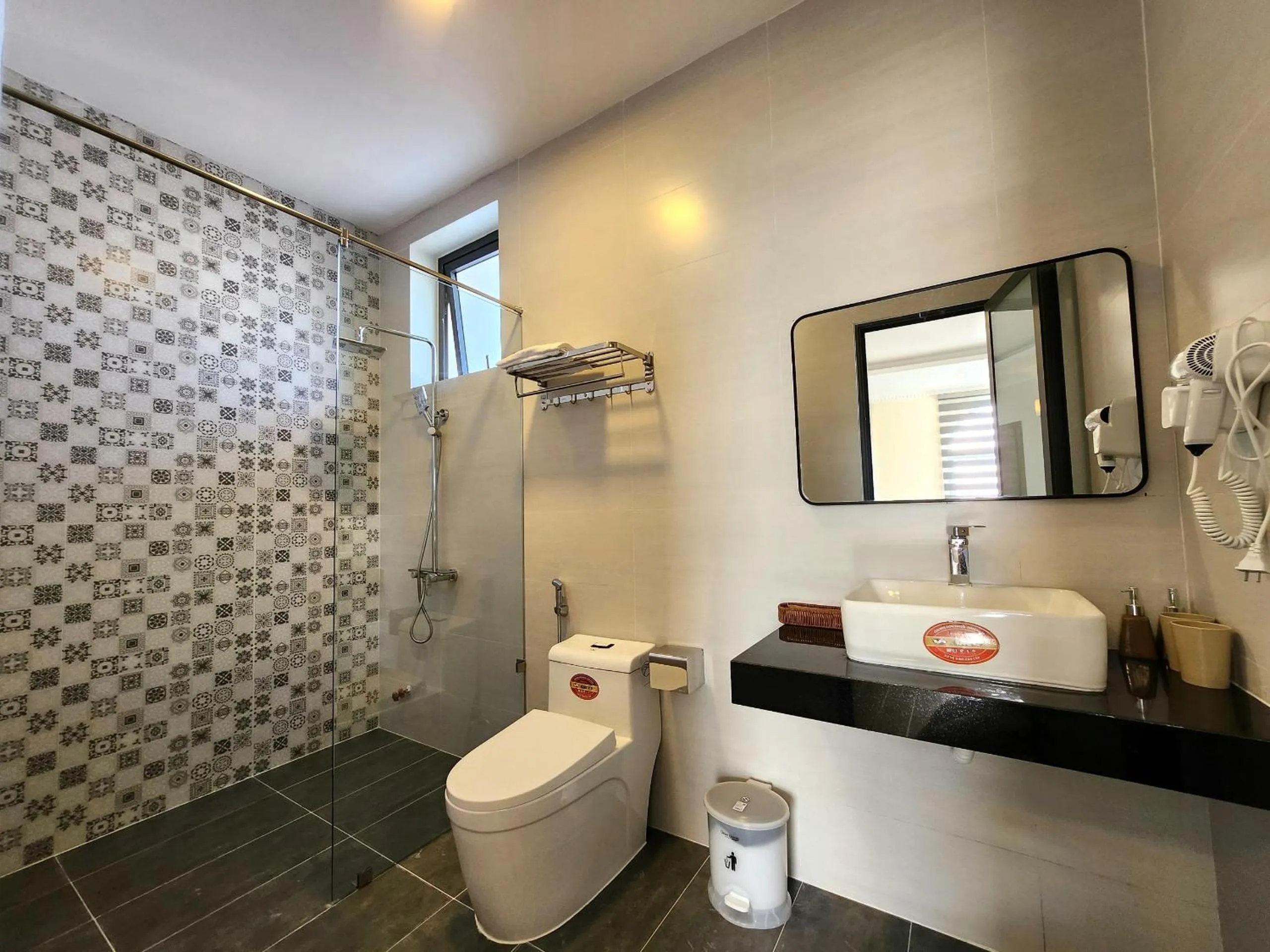 Toilet in K'SOL - Hotel & Apartment