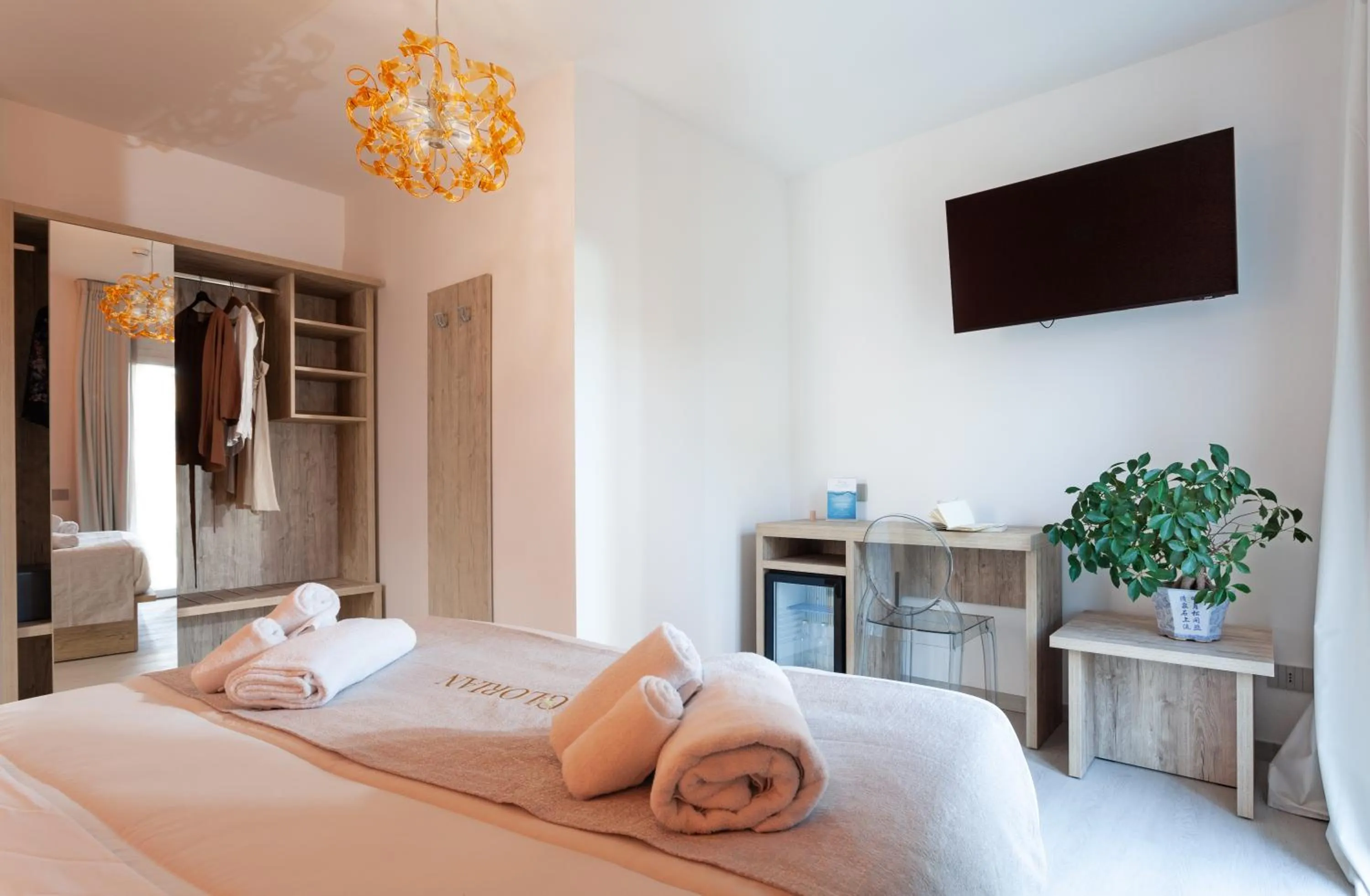 Bedroom, Bed in Glorian Hotel