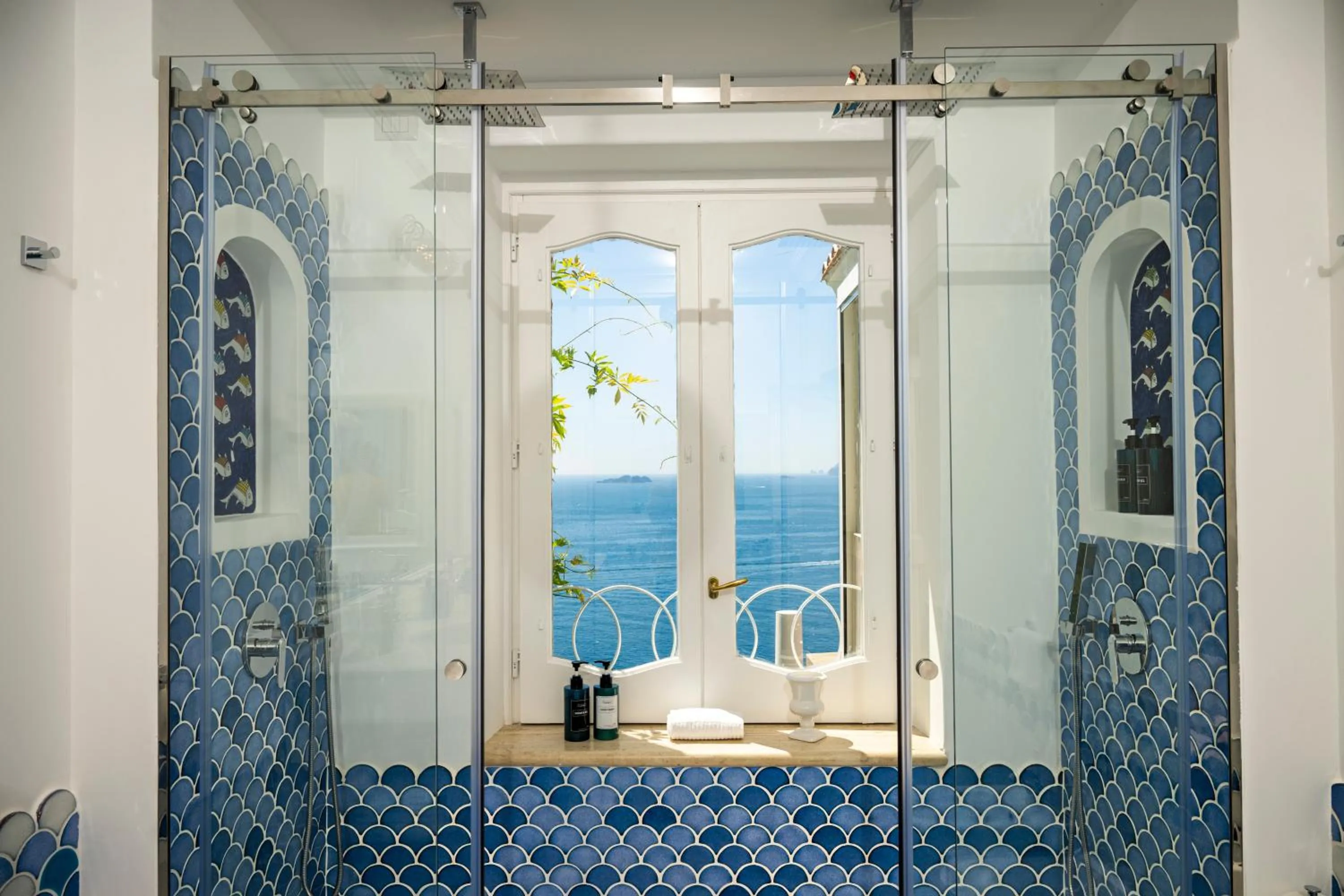 Bathroom in Villa Santa Chiara Positano Suites
