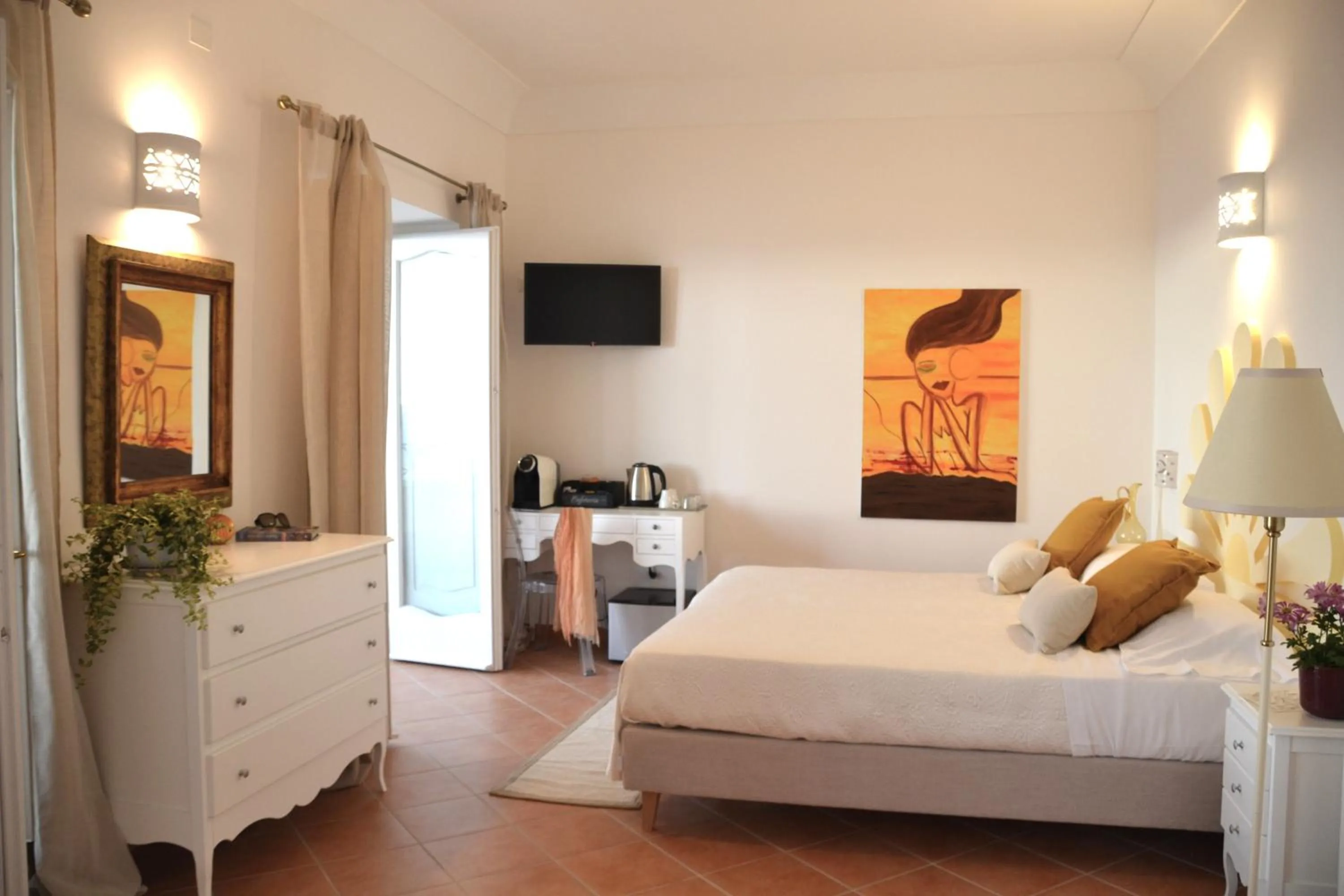 Bedroom, Bed in Villa Santa Chiara Positano Suites