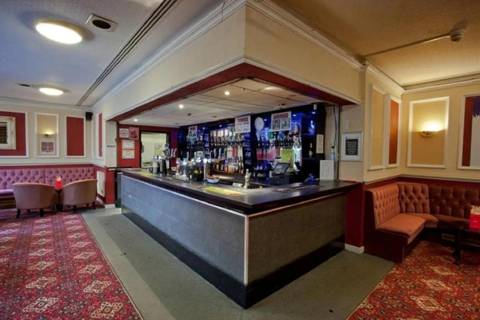 Lounge or bar in Coventry Hill Hotel